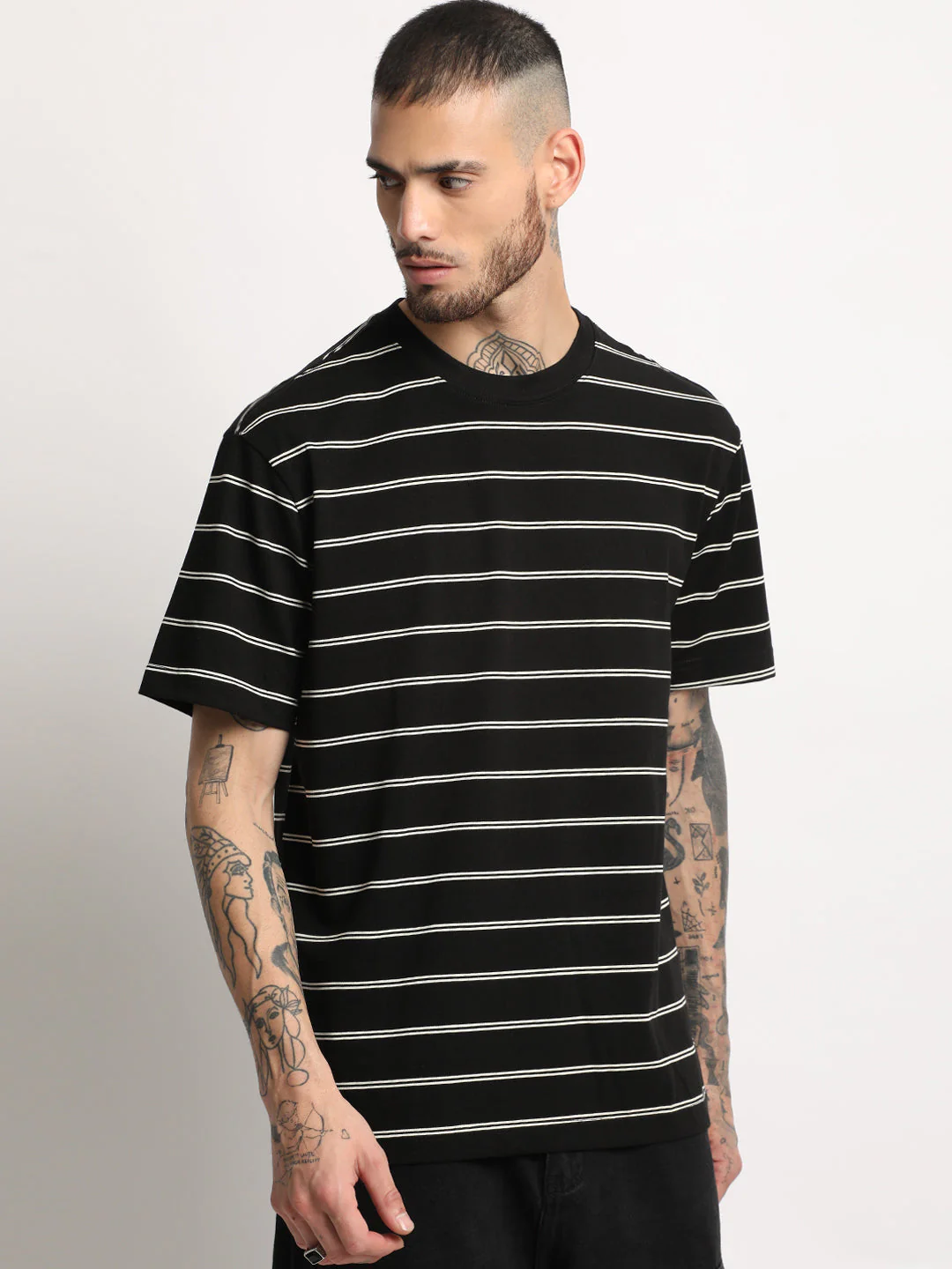 Men  Black and White Stripe Round Neck T-shirt - Image 3