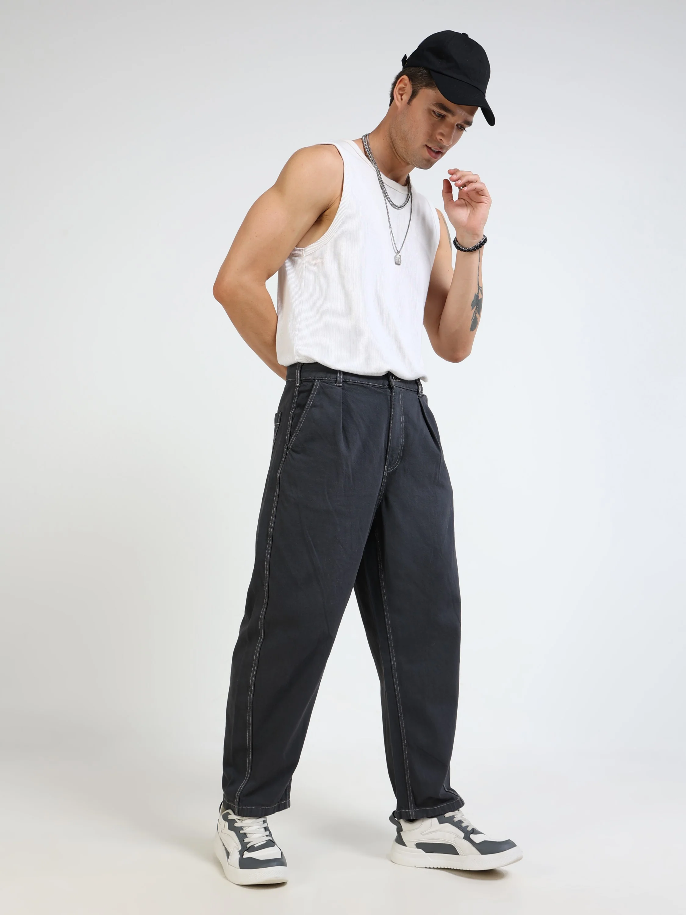 Men Black Baagy Fit Denim - Image 2