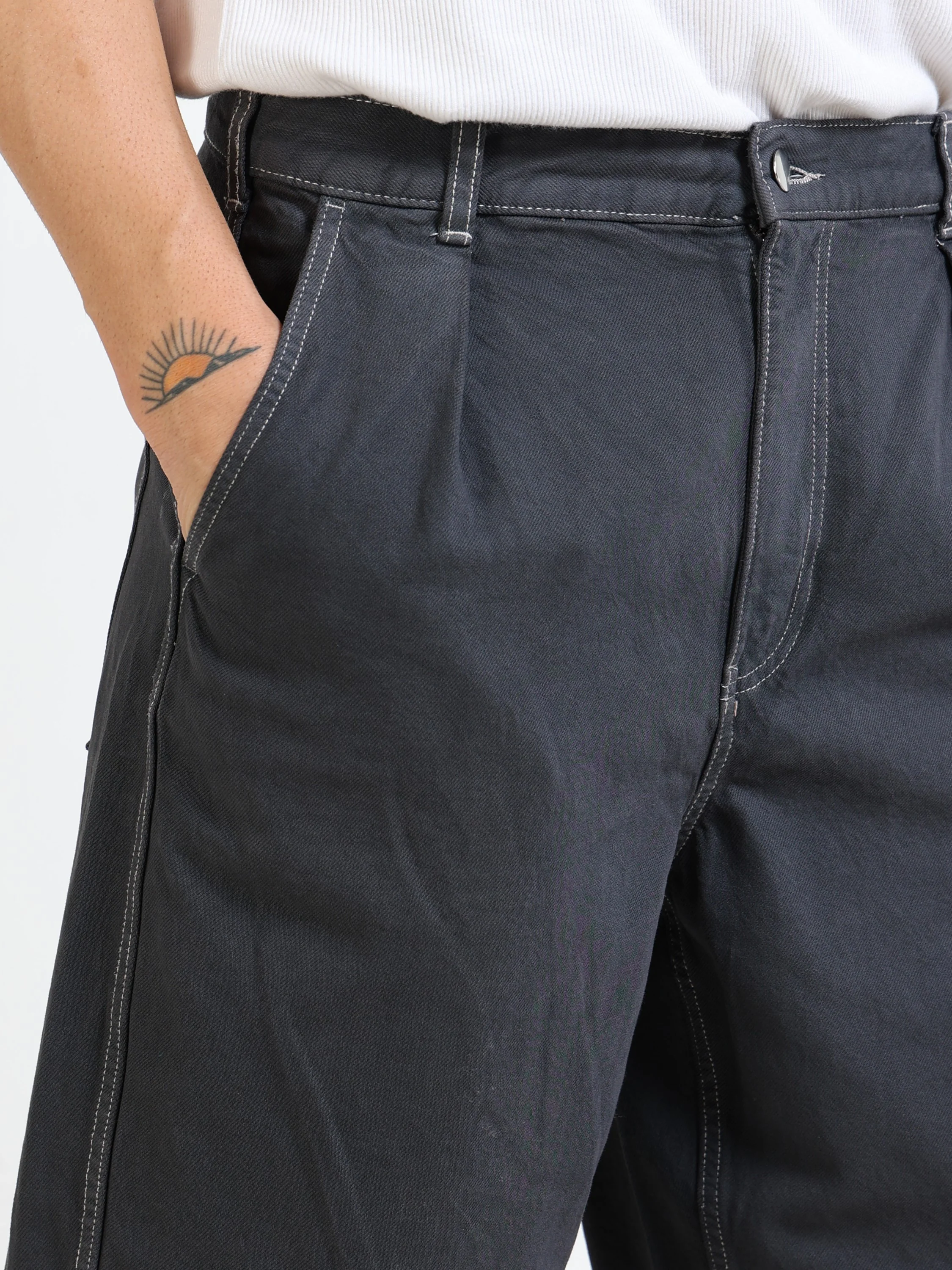 Men Black Baagy Fit Denim - Image 4