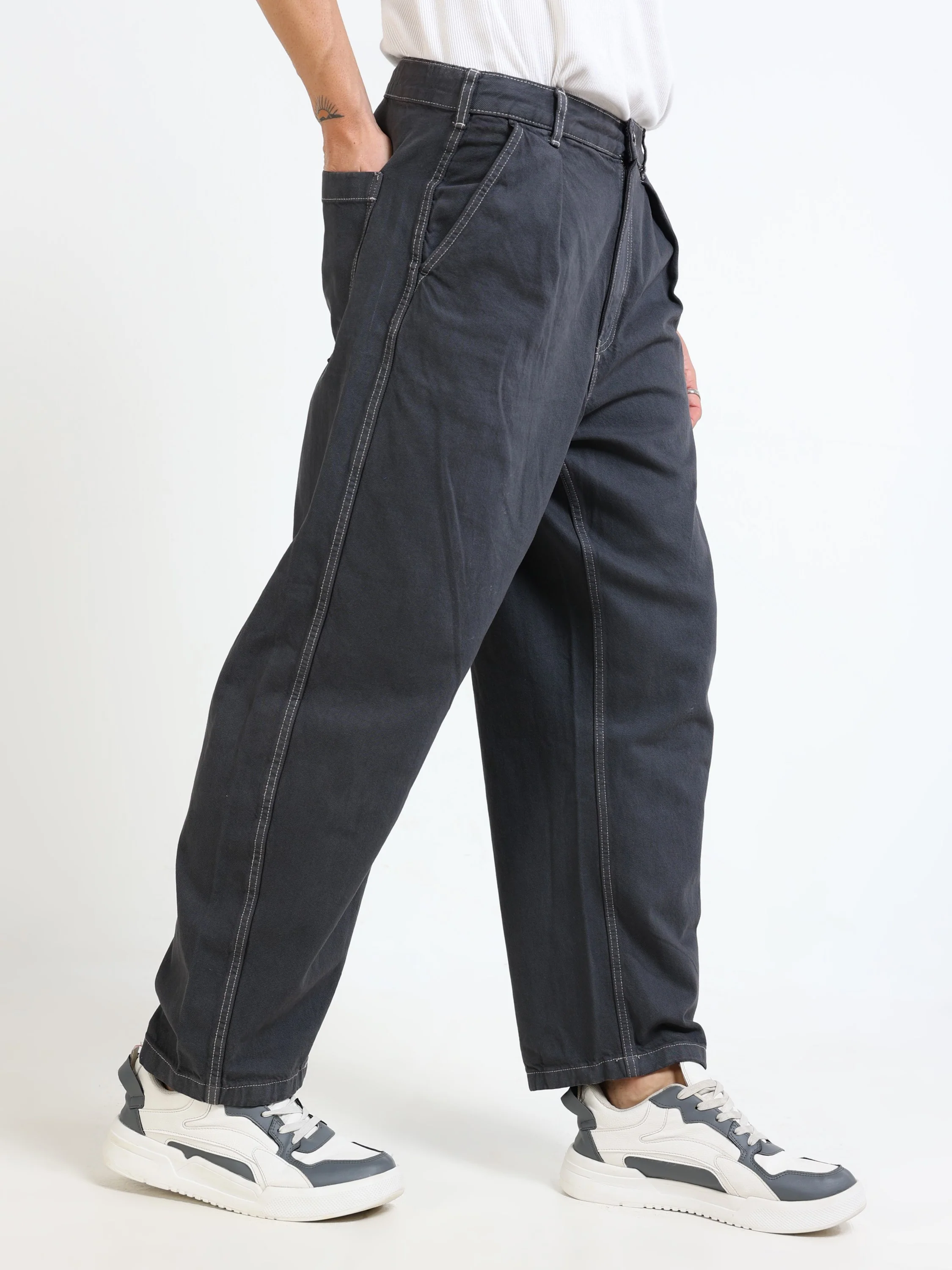 Men Black Baagy Fit Denim - Image 6