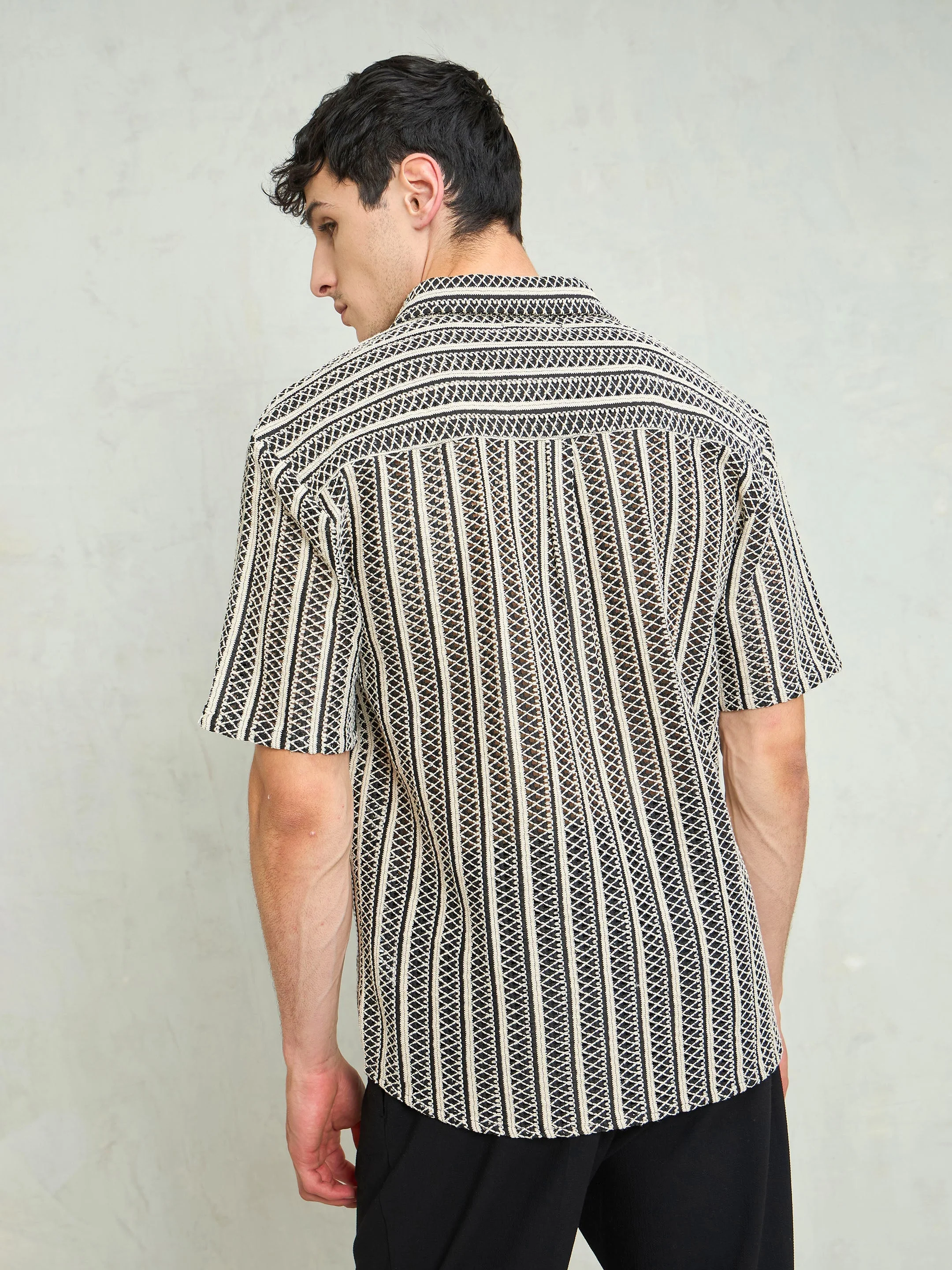 Men Black & Beige Lace Relax Fit Shirt - Image 5
