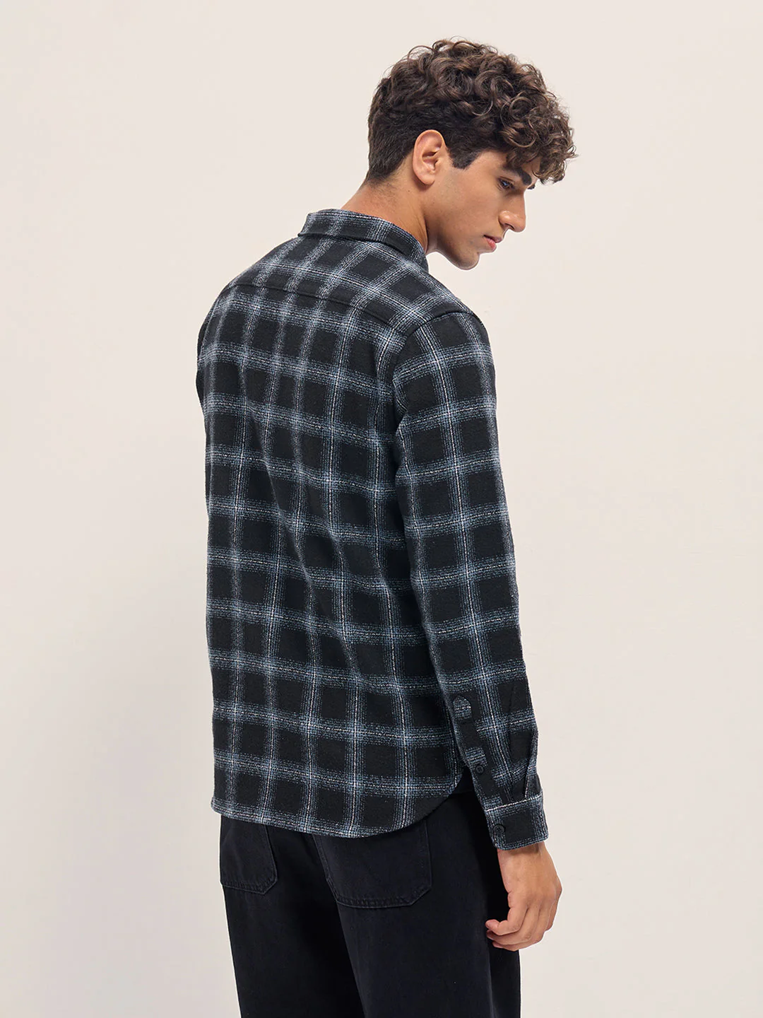 Men Black Block Check Slim Fit Casual Shirt - Image 2