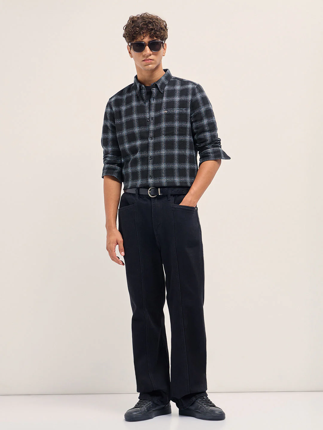 Men Black Block Check Slim Fit Casual Shirt - Image 4