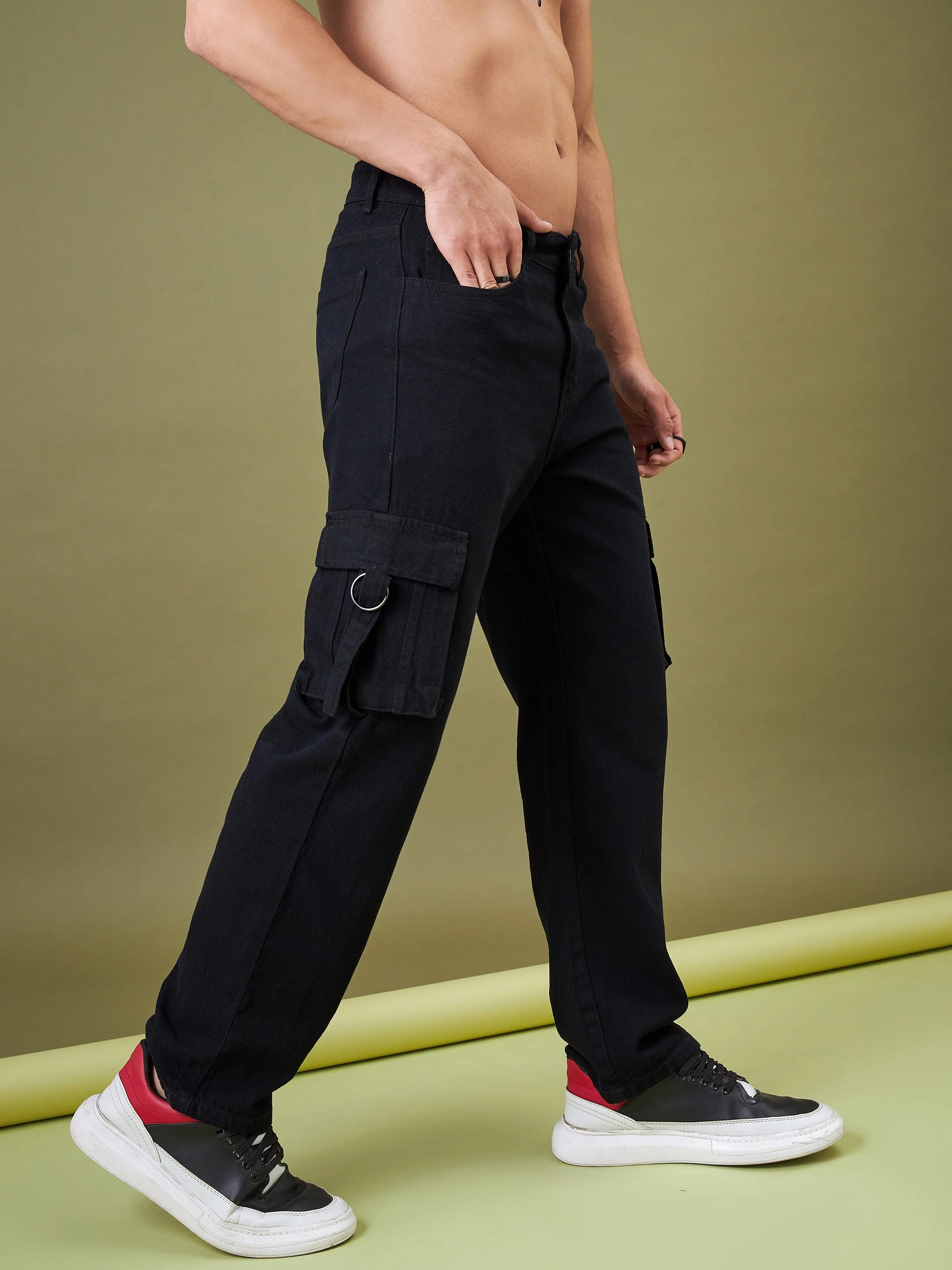 Men Black Box Pocket Relax Fit Jeans - Image 2