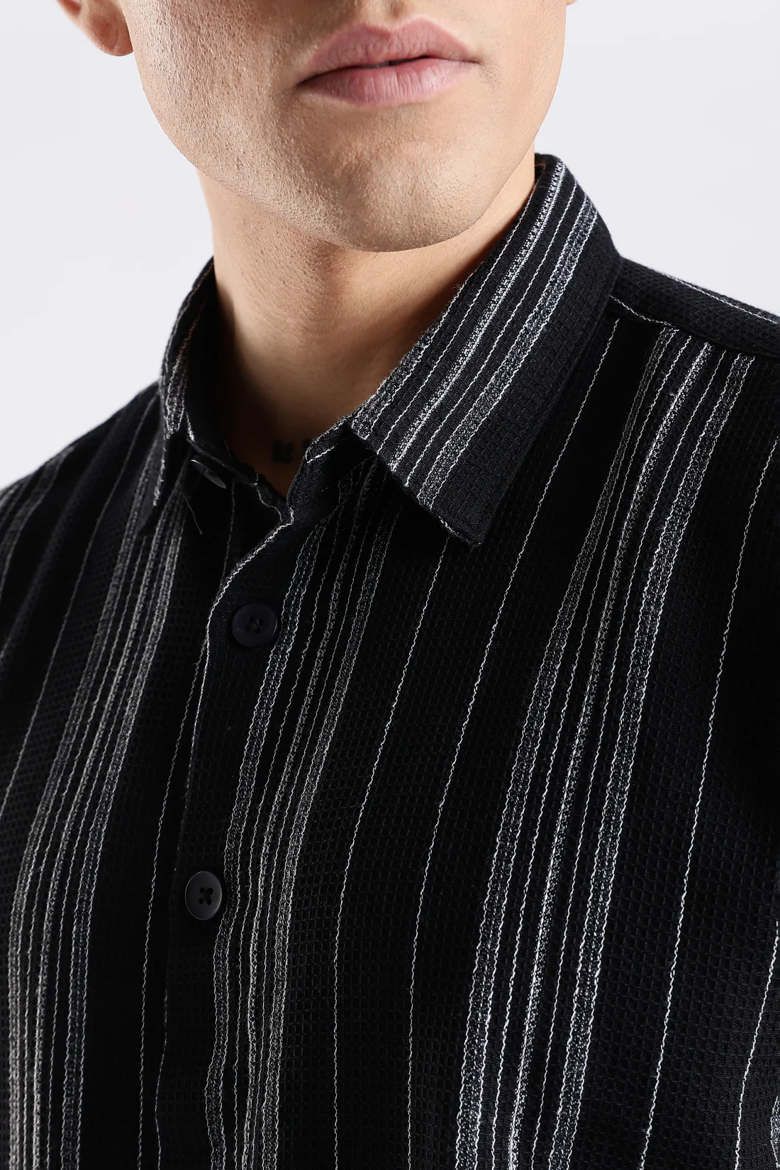 Men Black Casual Shirt - Image 2