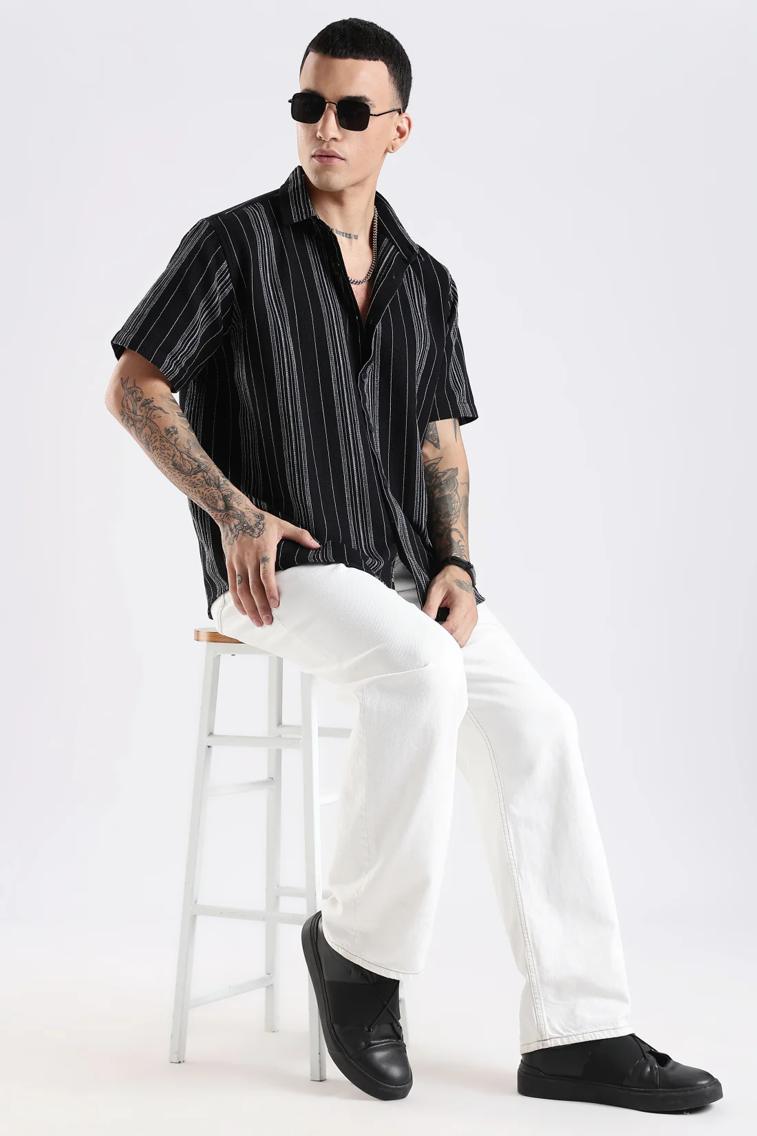 Men Black Casual Shirt - Image 5
