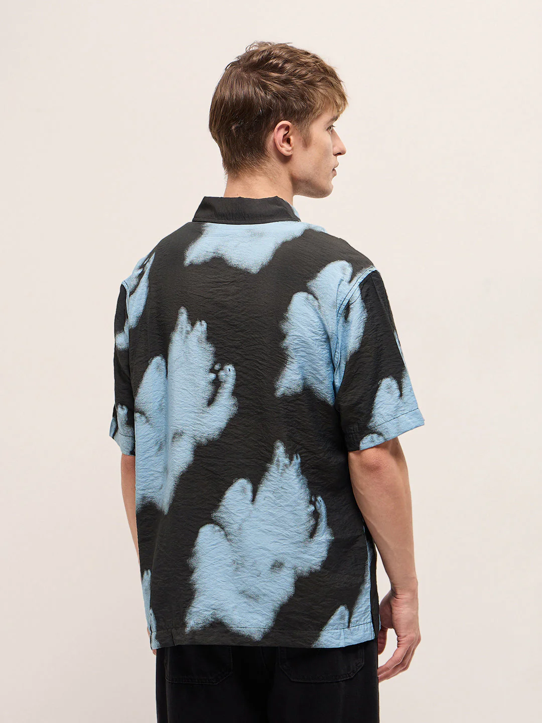 Men Black Casual Shirt - Image 2