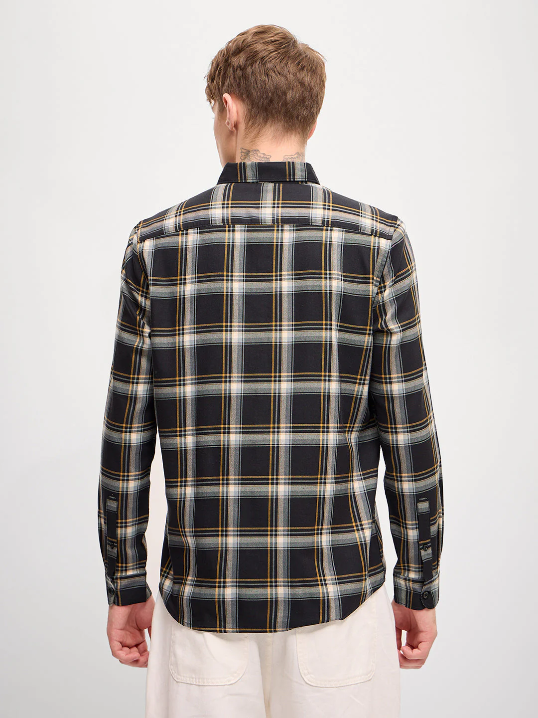 Men Black Checked Slim Fit Casual Shirt - Image 2