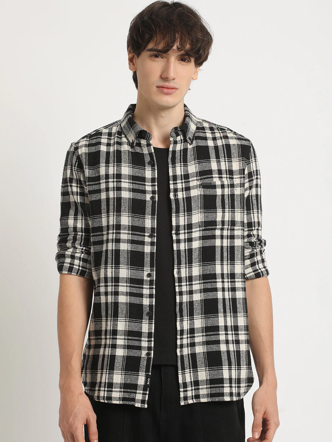 Men  Black Checked Slim Fit Cotton Casual Shirt - Image 2