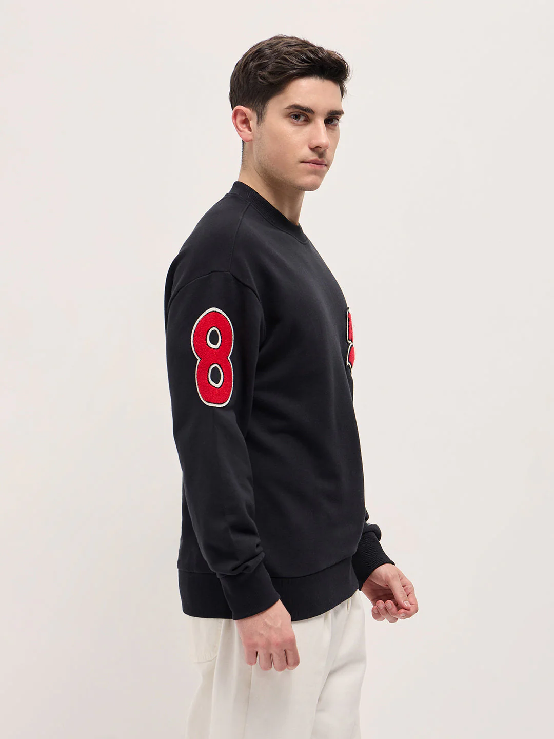Men Black Chenille Patch Design Relax Fit Crew Neck Sweatshirt - Image 3