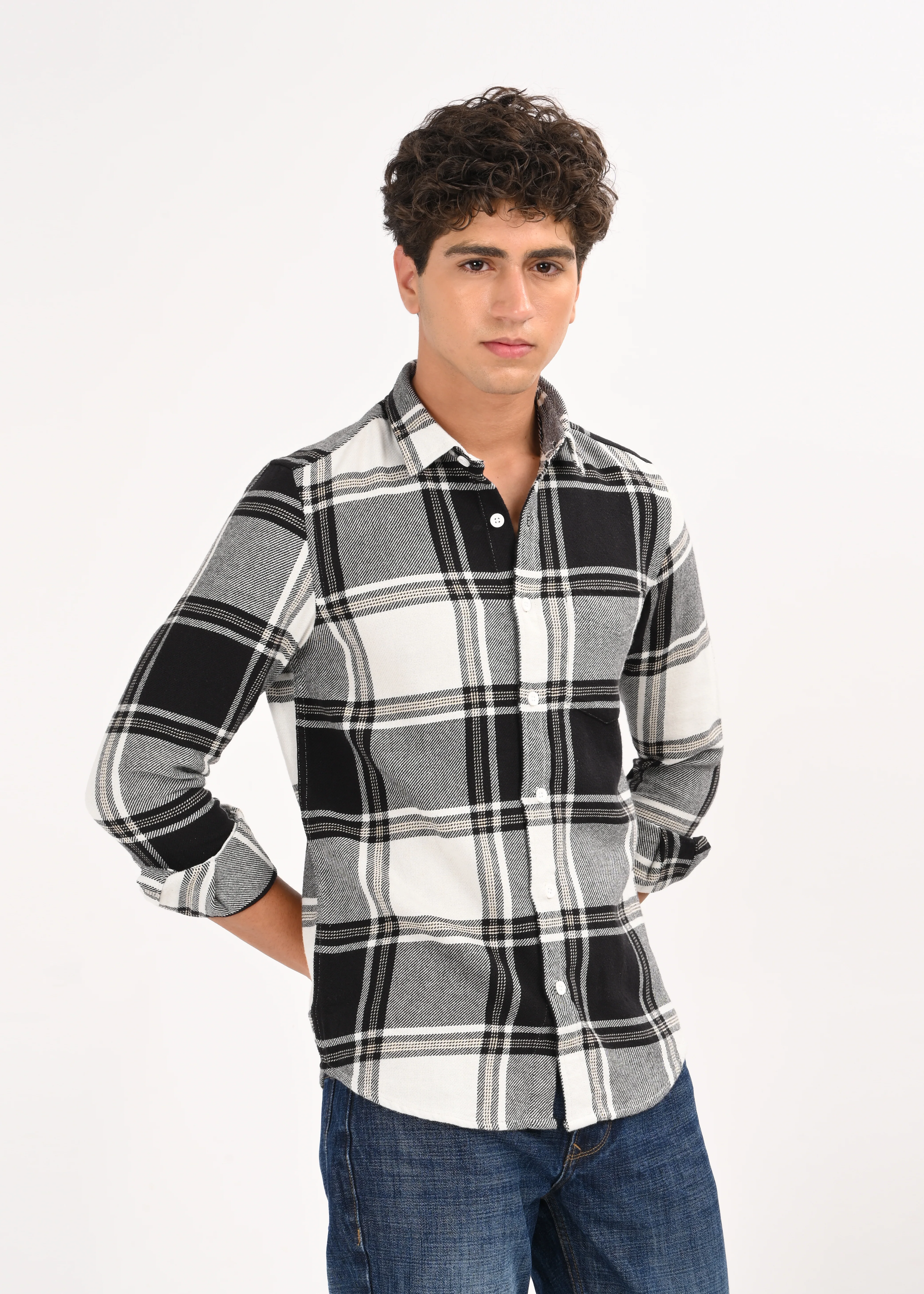 Men Black Classic Checked Shirt - Image 7