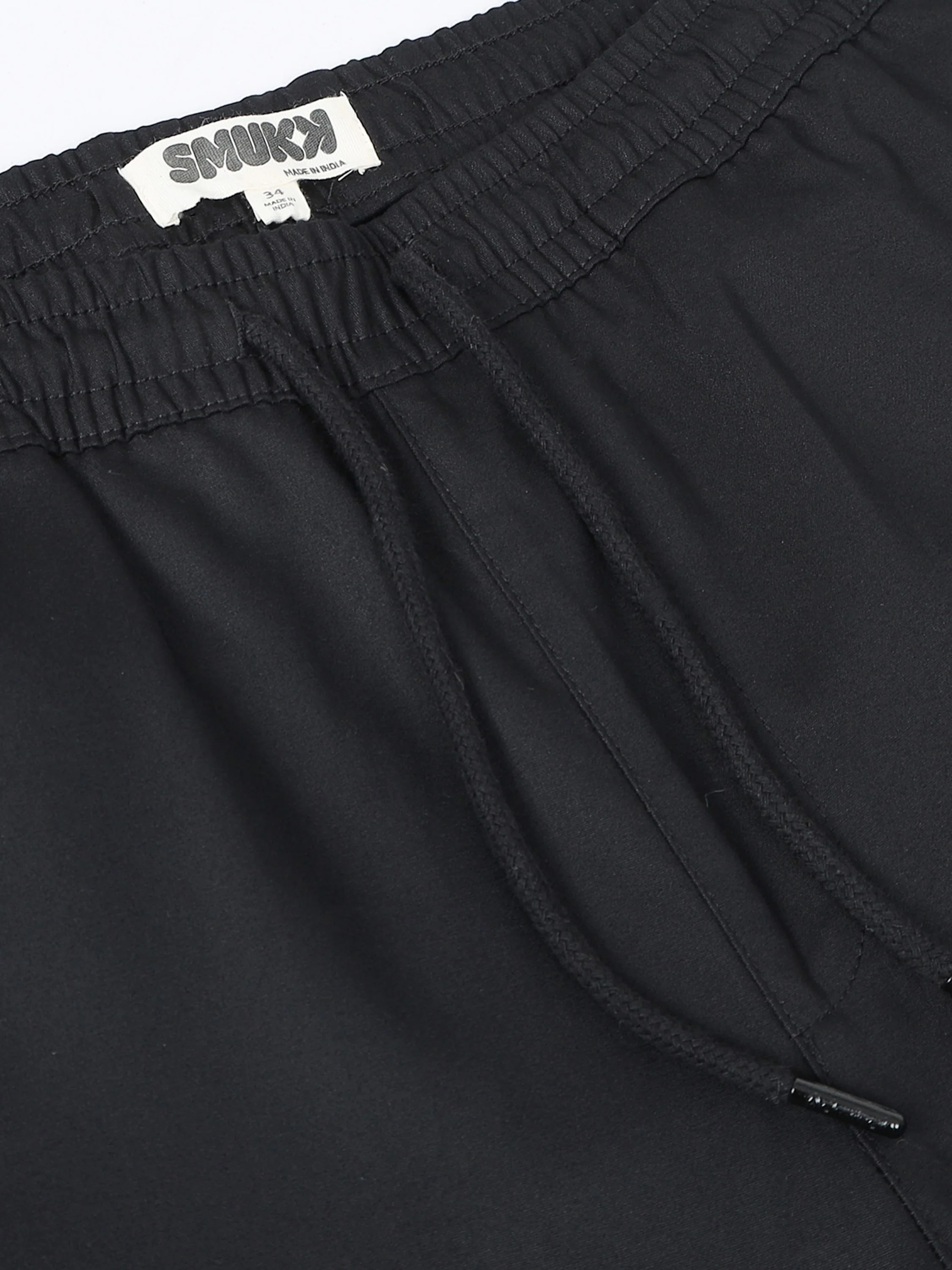 Men Black Cotton Blend Cargo Jogger Pants - Image 8