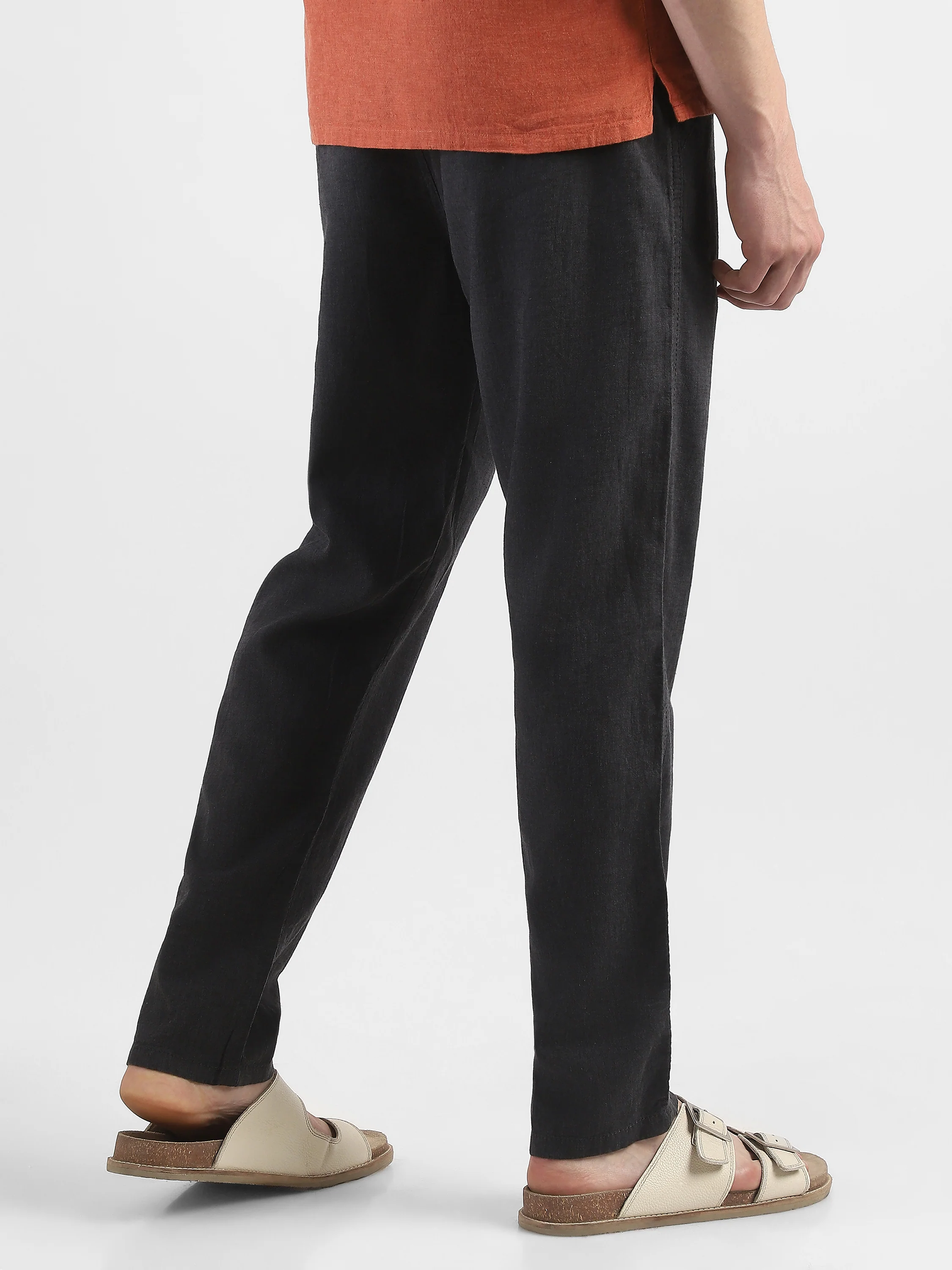 Men Black Cotton Blend Comfort Fit Pants - Image 4