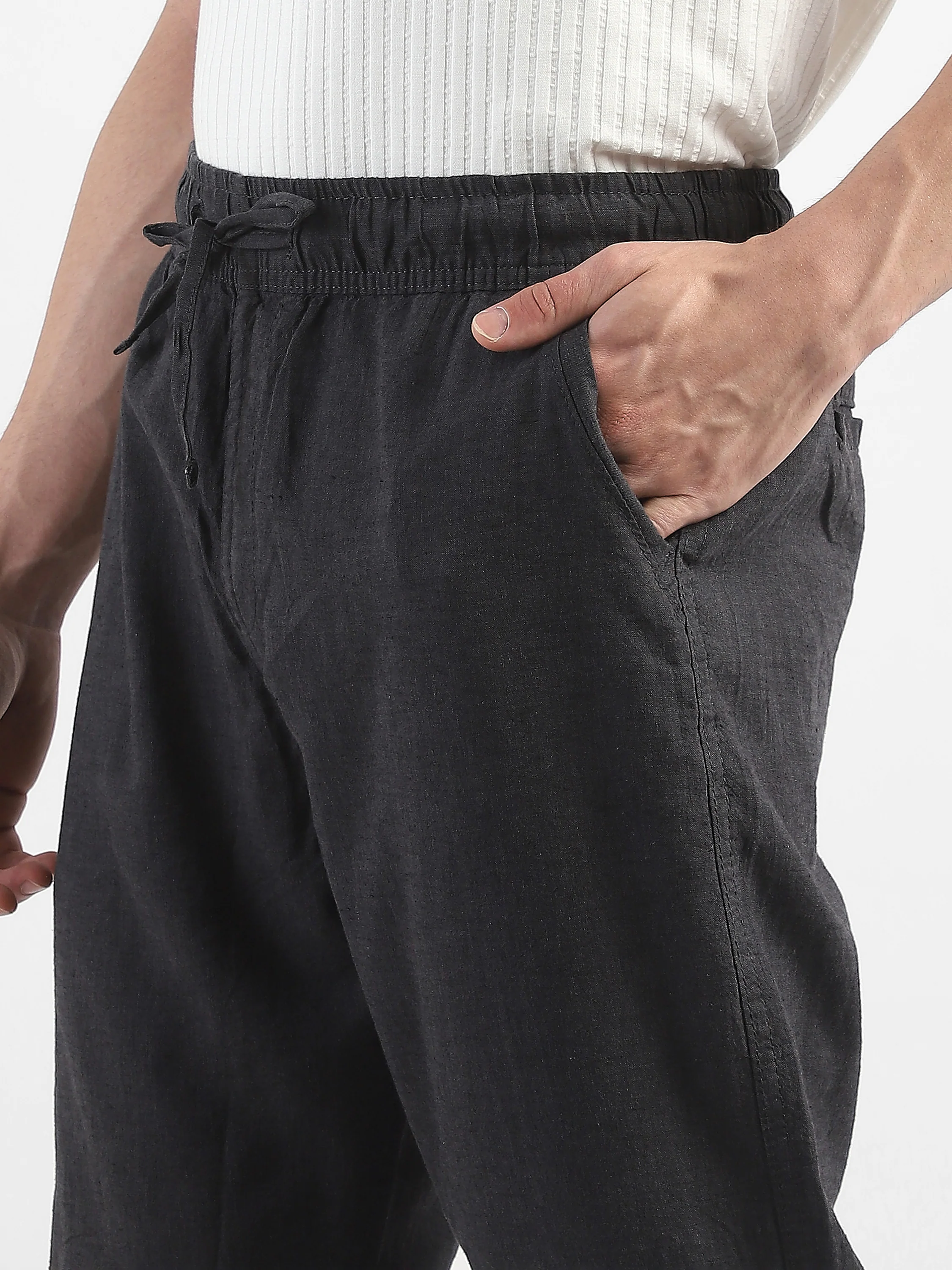 Men Black Cotton Blend Comfort Fit Pants - Image 6
