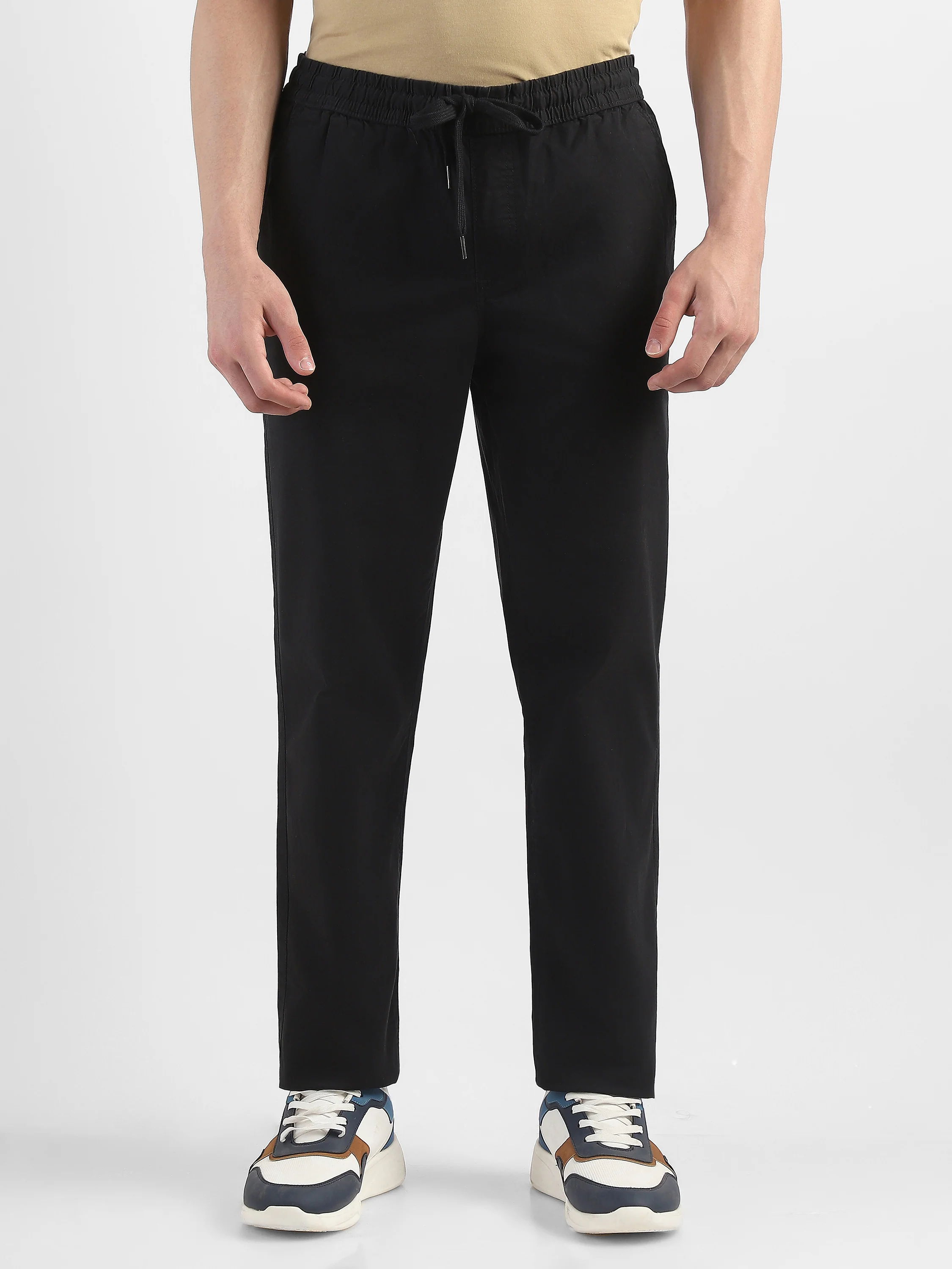 Men Black Cotton Blend Mid-Rise Pants - Image 4