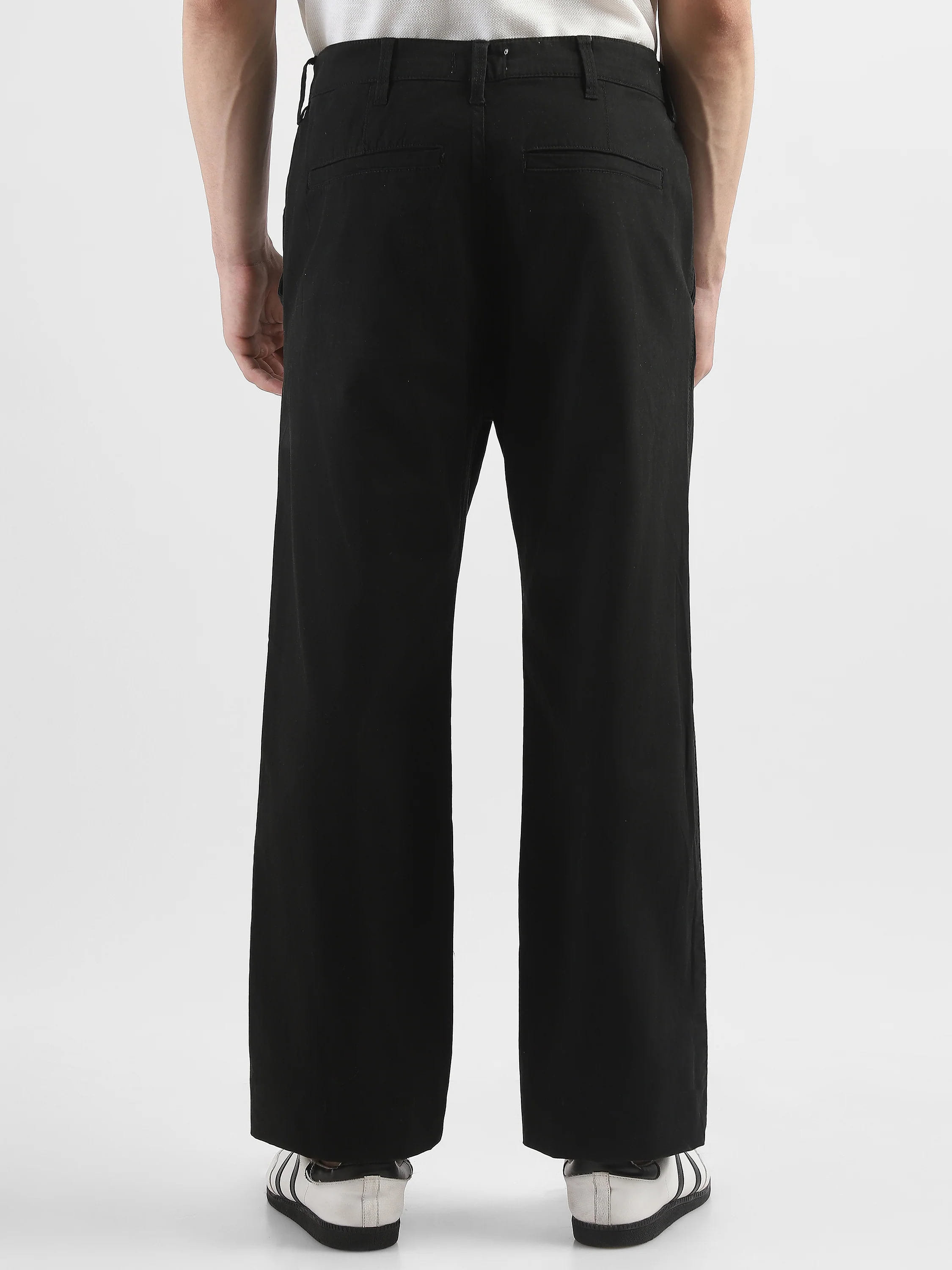 Men Black Straight Fit Trousers - Image 4