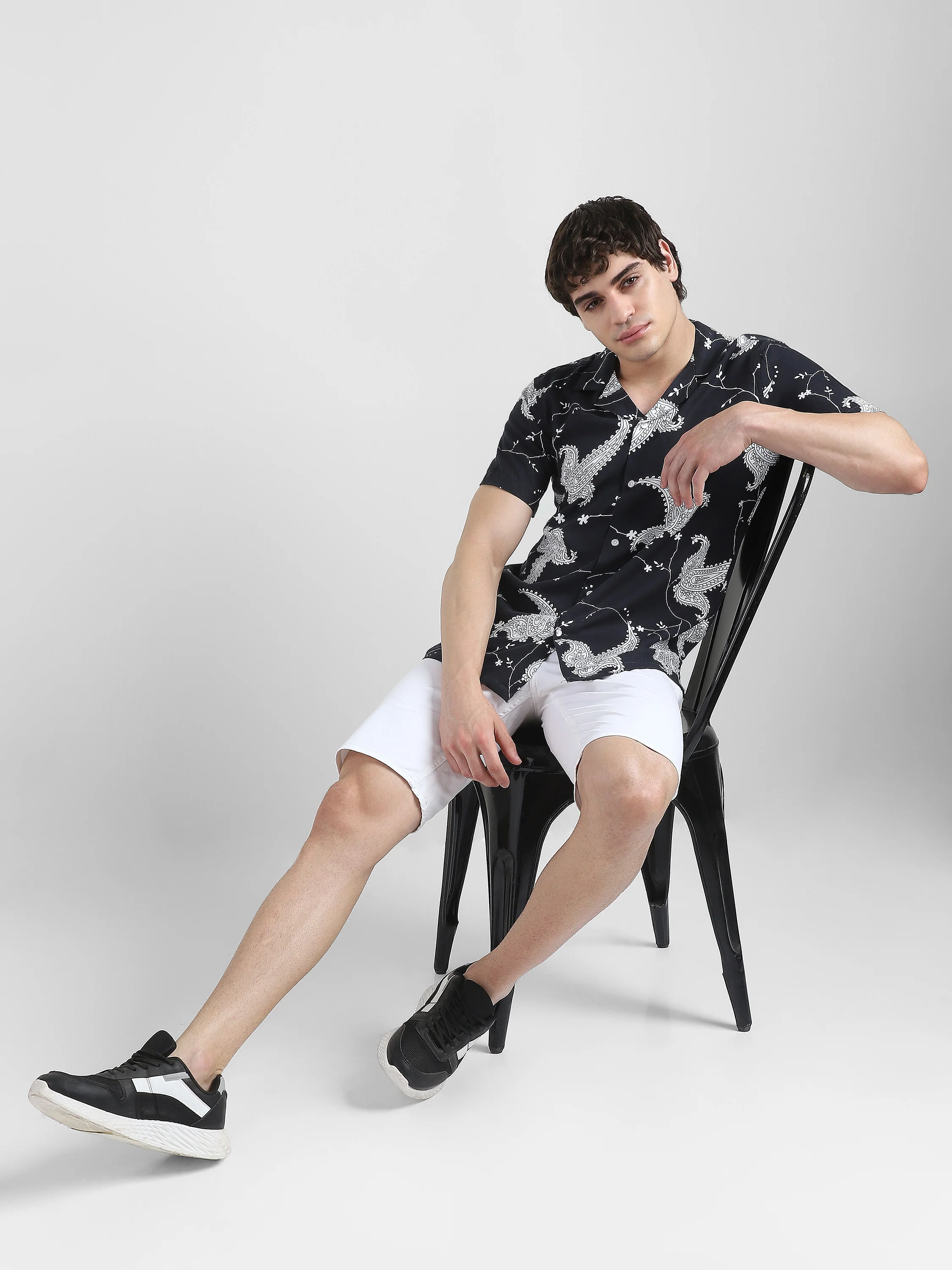 Men Black Comfort Fit Shirts - Image 4