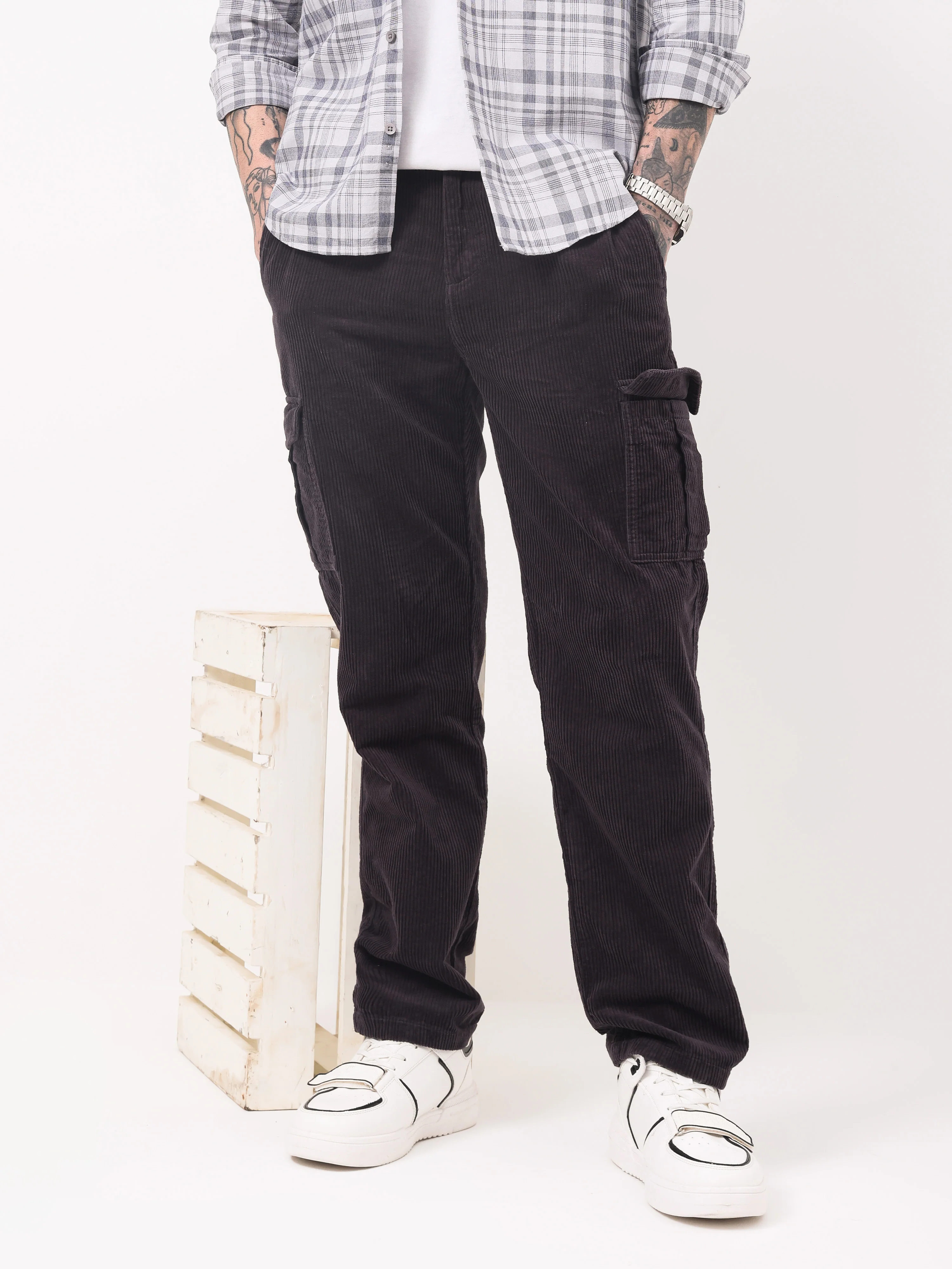 Men Black Corduroy Cargo Pants - Image 2