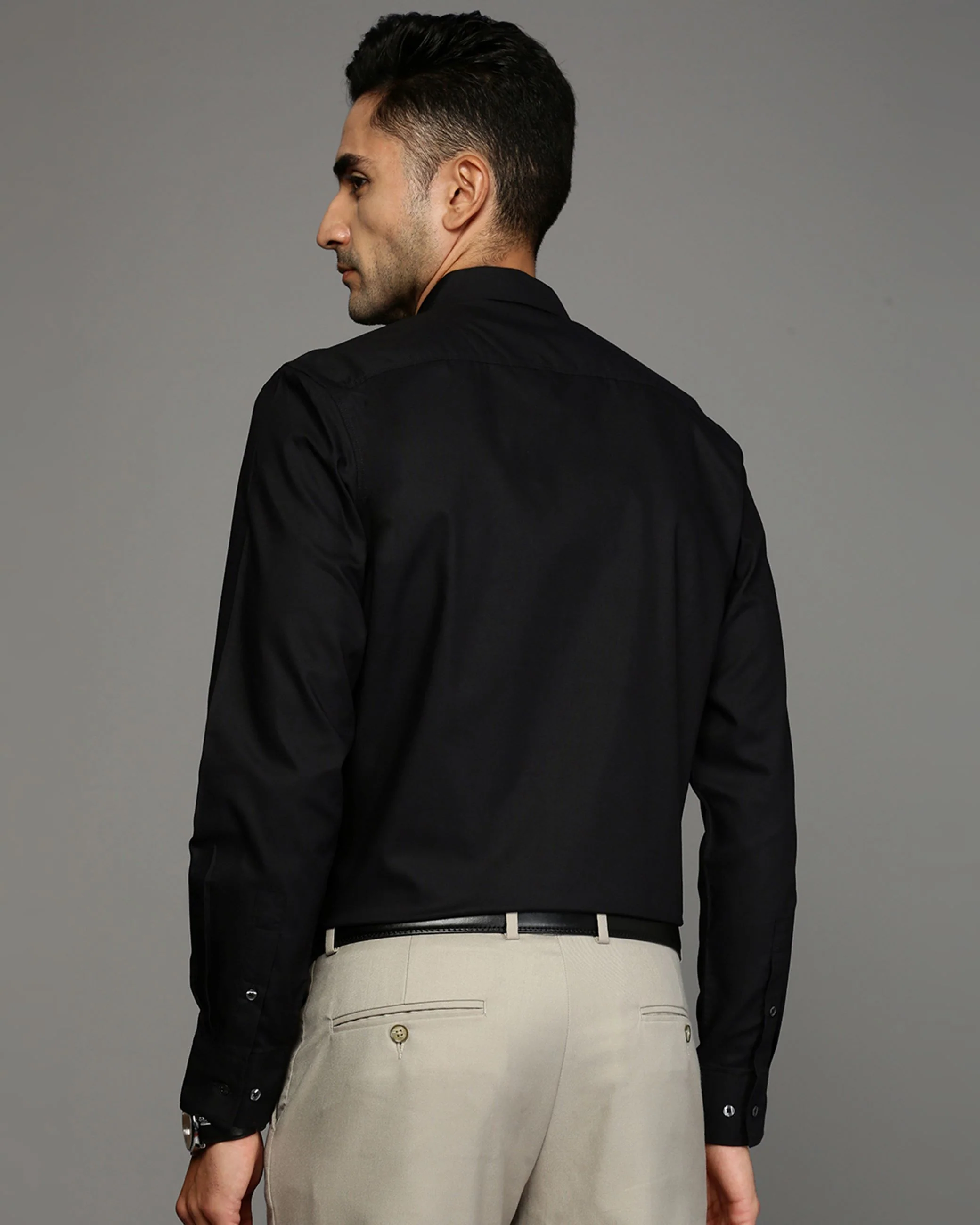 Men Black Cotton Blend Slim Shirt - Image 4