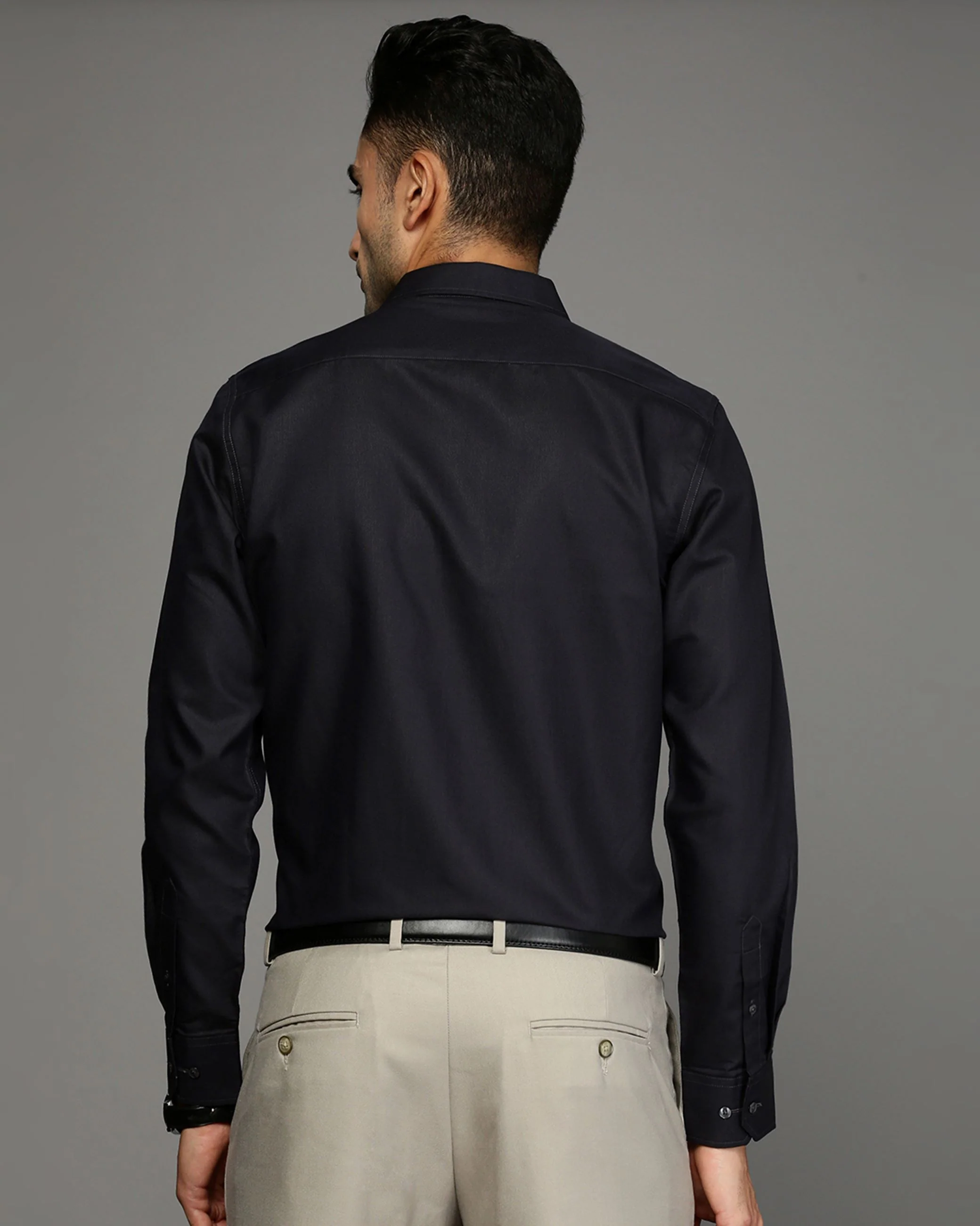 Men Black Cotton Blend Slim Shirt - Image 4