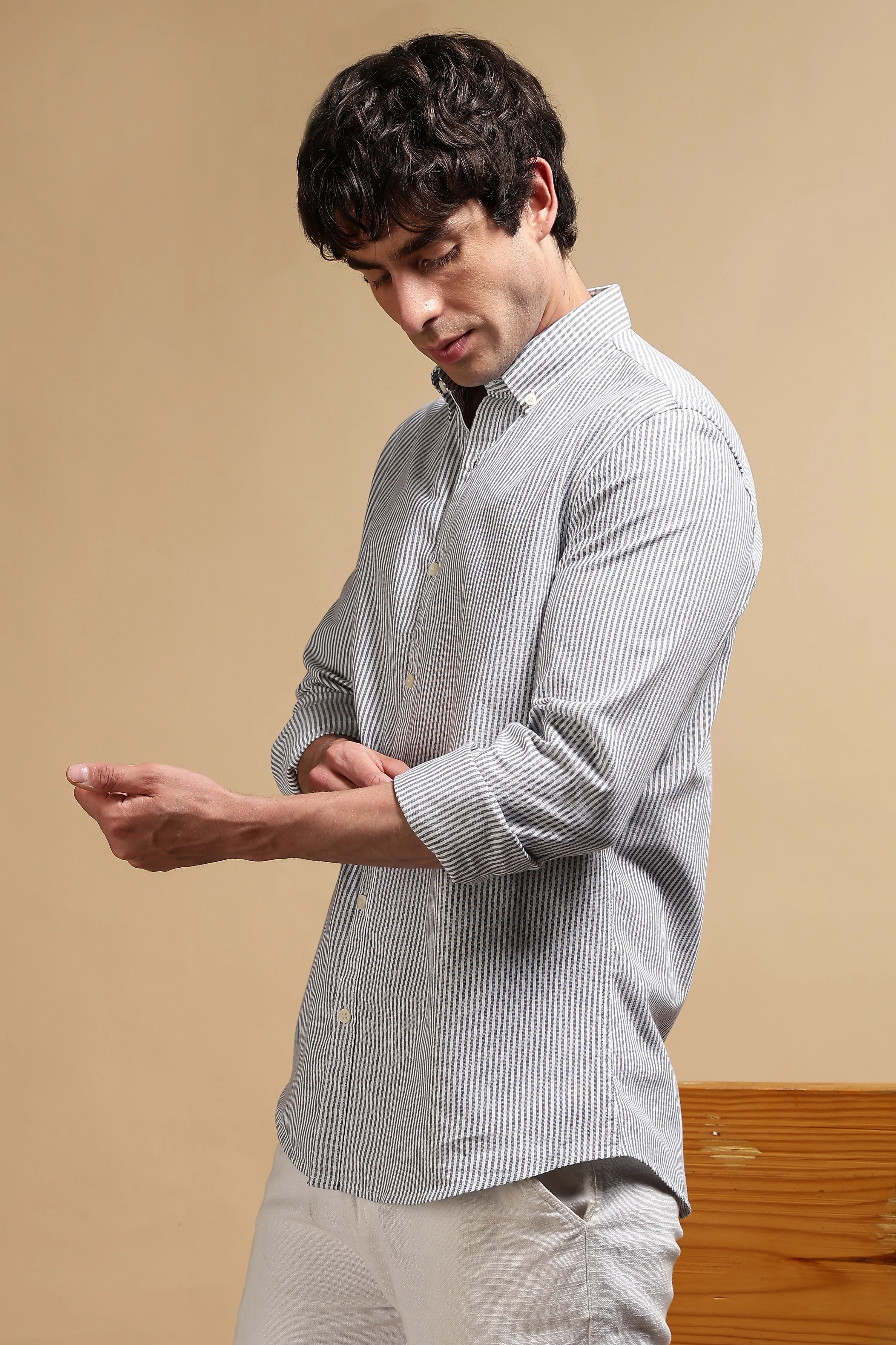Men Black Cotton Oxford Slim Fit Striped Shirt - Image 4