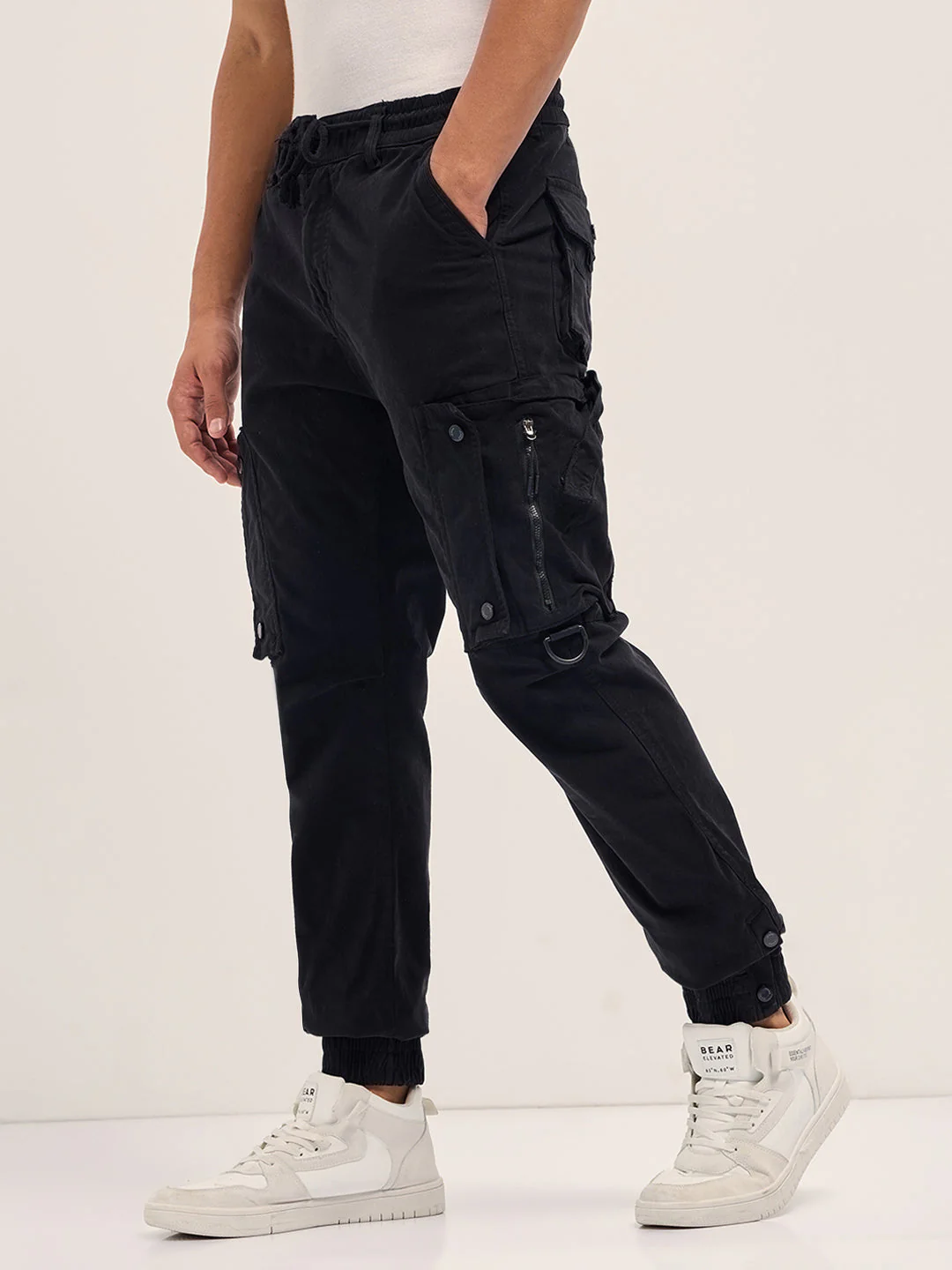 Men Black Cotton Relaxed Fit Cargo Pants - Image 3