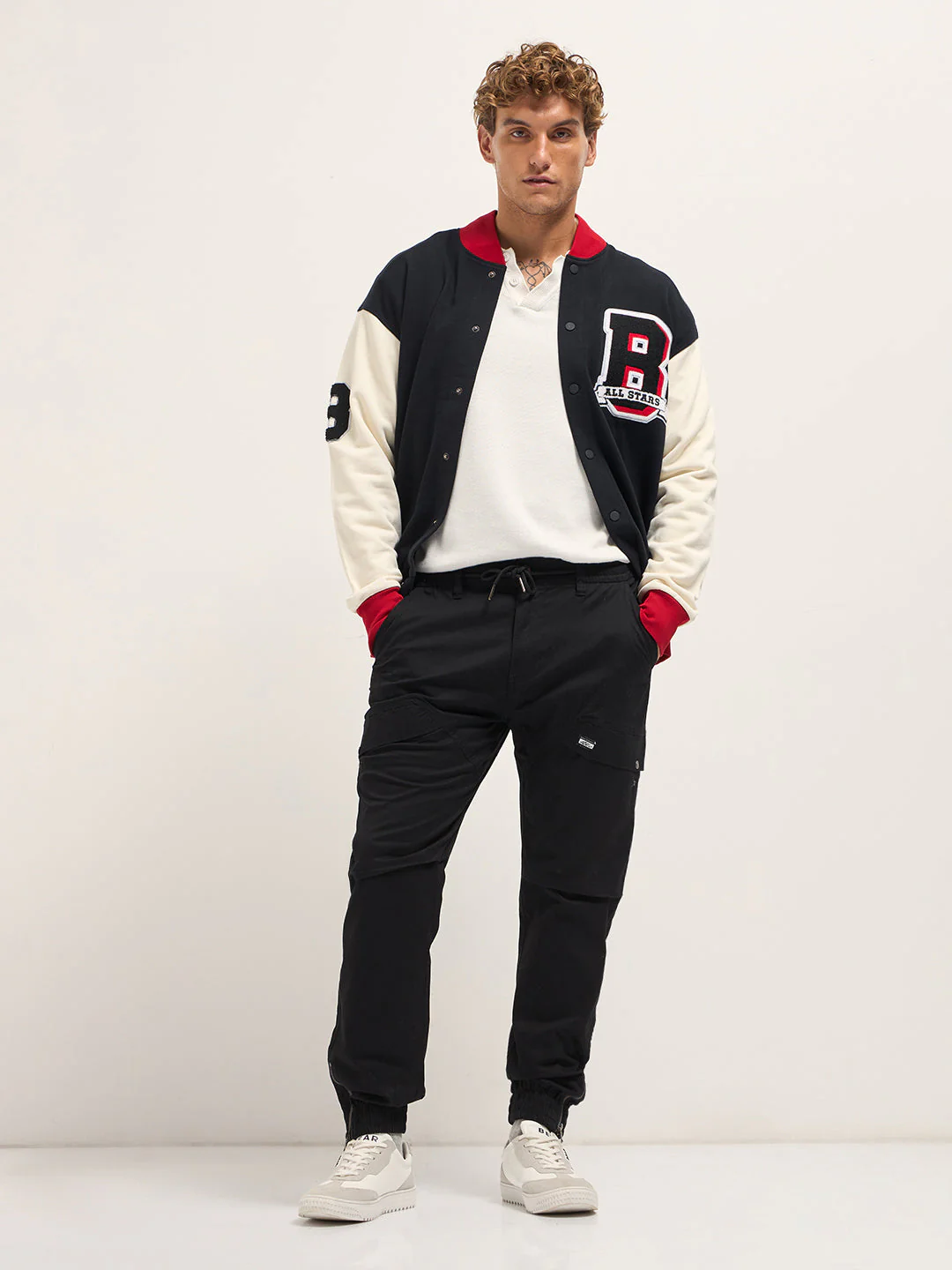 Men Black Cotton Relaxed Fit Cargo Pants - Image 4