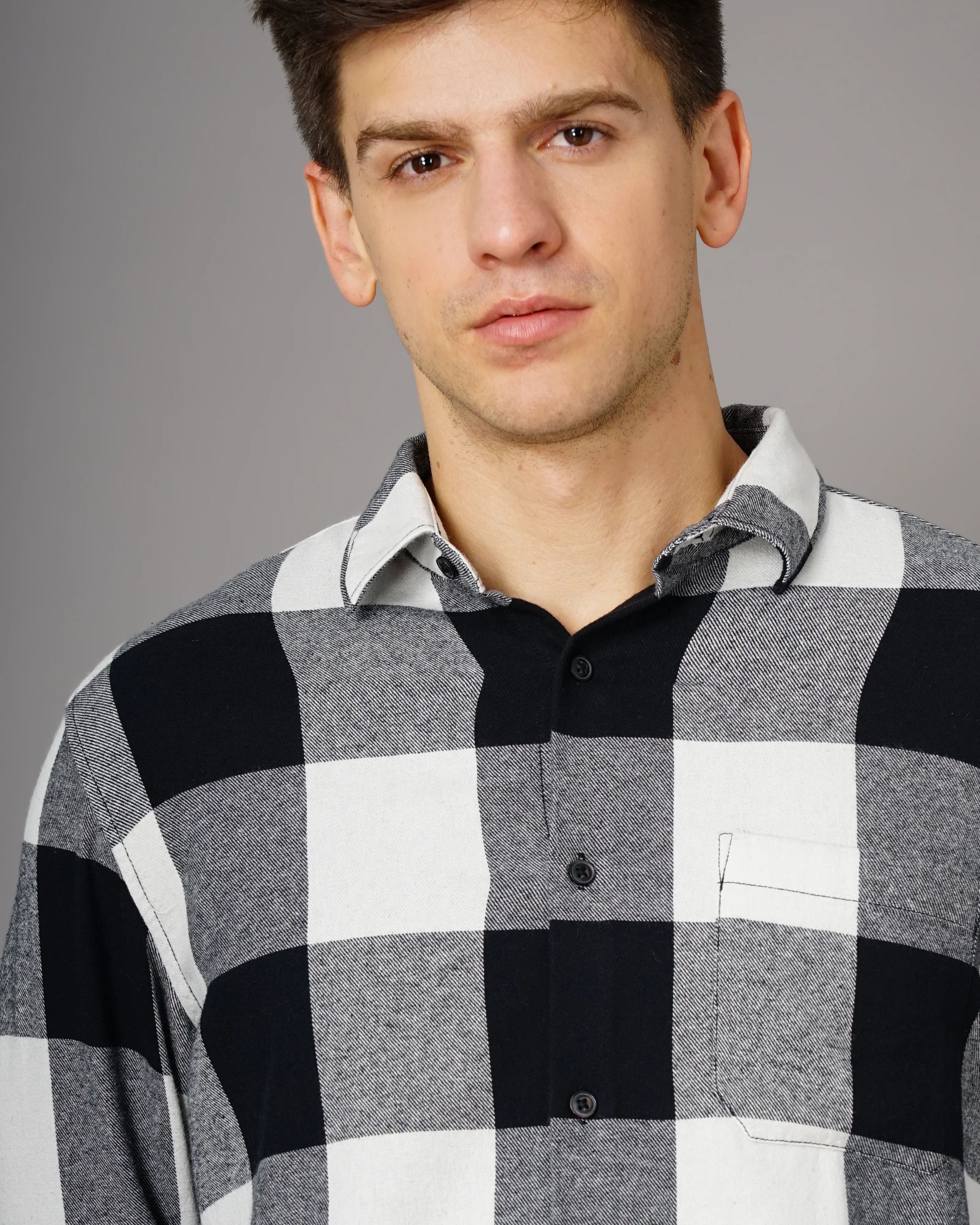 Men Black Cotton Slim Shirt - Image 2