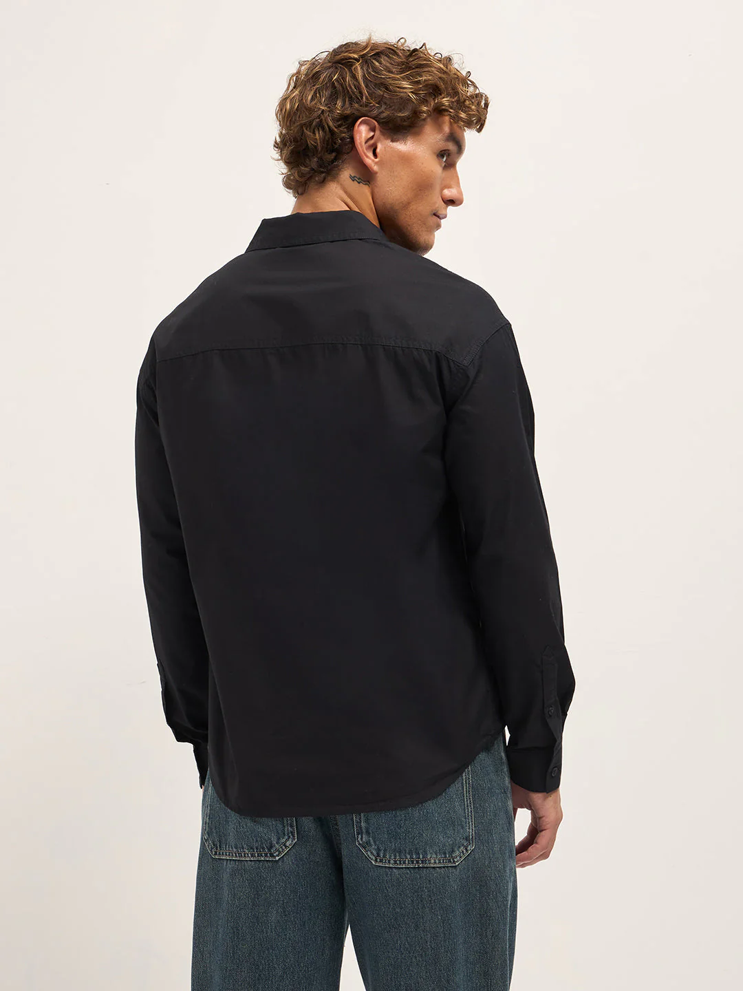 Men Black Cotton Solid Relaxed Fit Overshirt - Image 2
