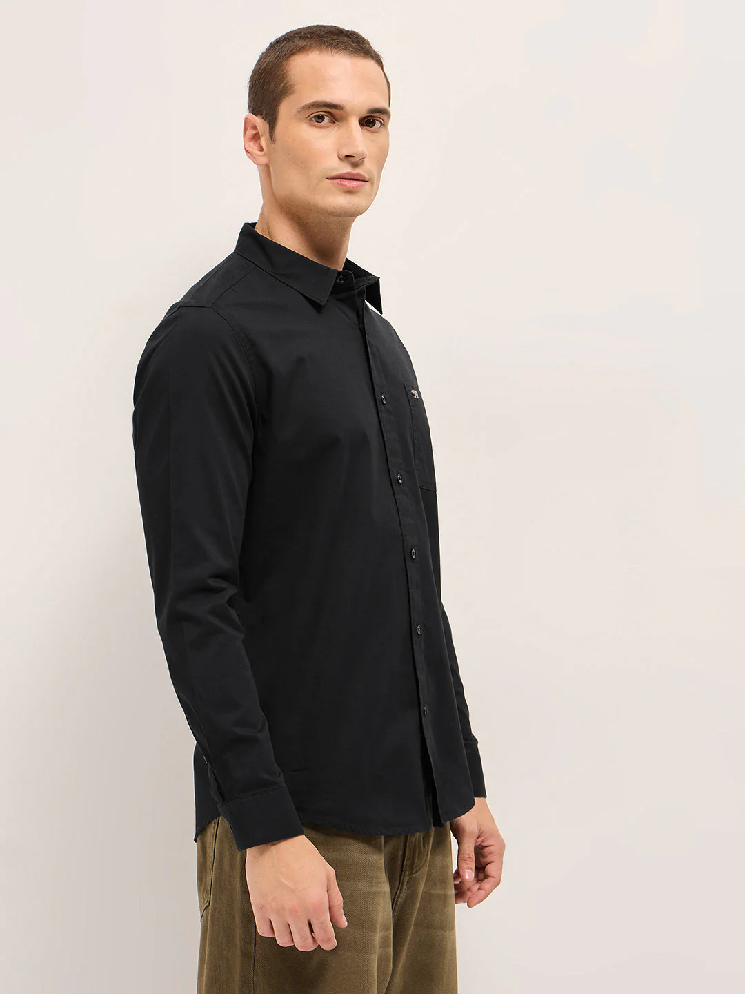 Men Black Cotton Solid Slim Fit Casual Shirt - Image 3
