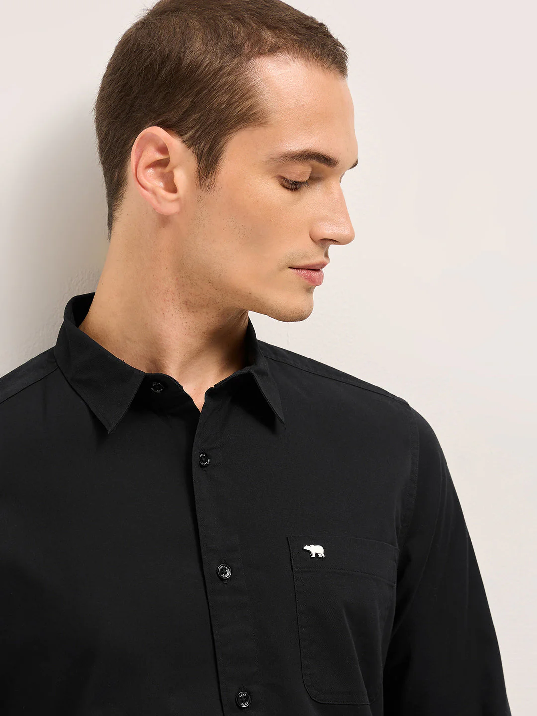 Men Black Cotton Solid Slim Fit Casual Shirt - Image 5