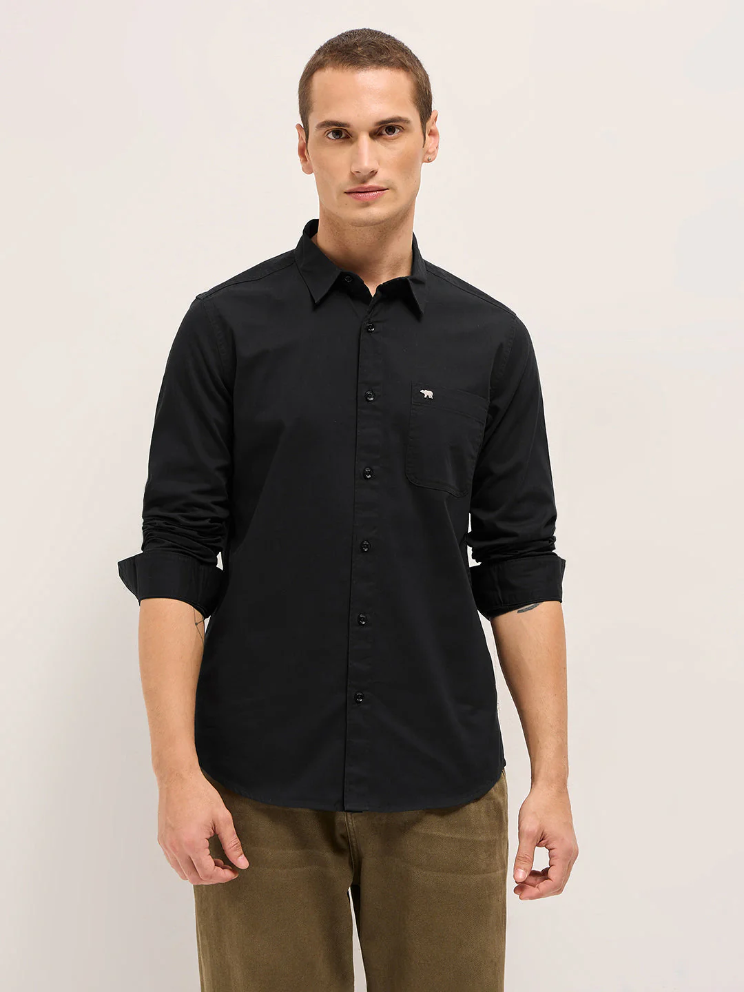 Men Black Cotton Solid Slim Fit Casual Shirt - Image 6