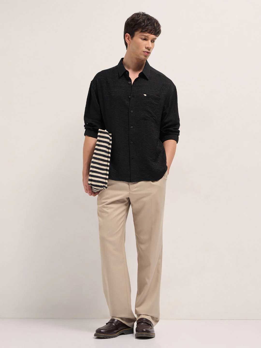 Men Black Crinkled Stripe Textured Relaxed Fit Long Sleeve Shirt - Image 4