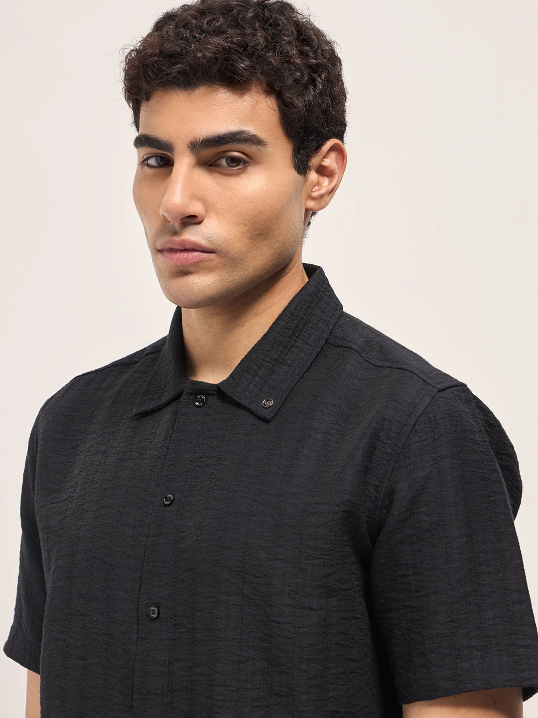 Men Black Crinkled Textured Regular Fit Half-Sleeve Casual Shirt - Image 5