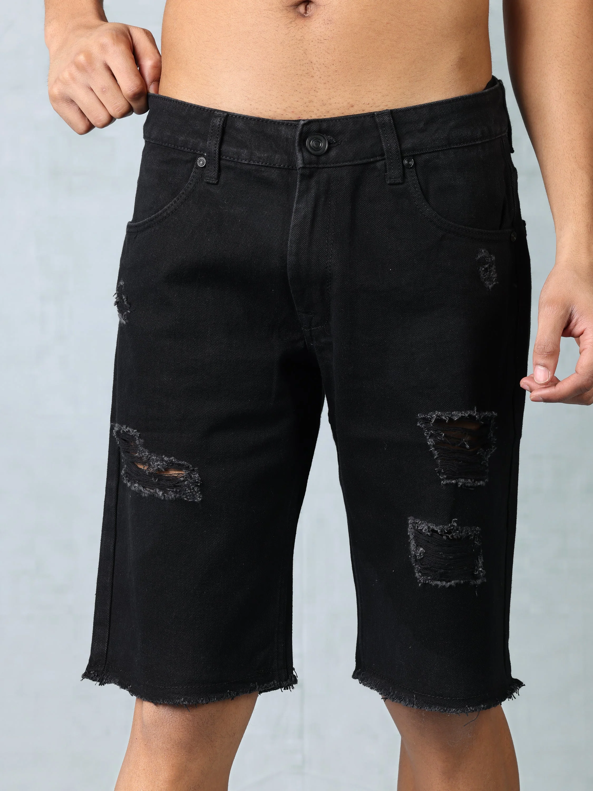 Men Black Denim Mid Waist Rugged Shorts - Image 4