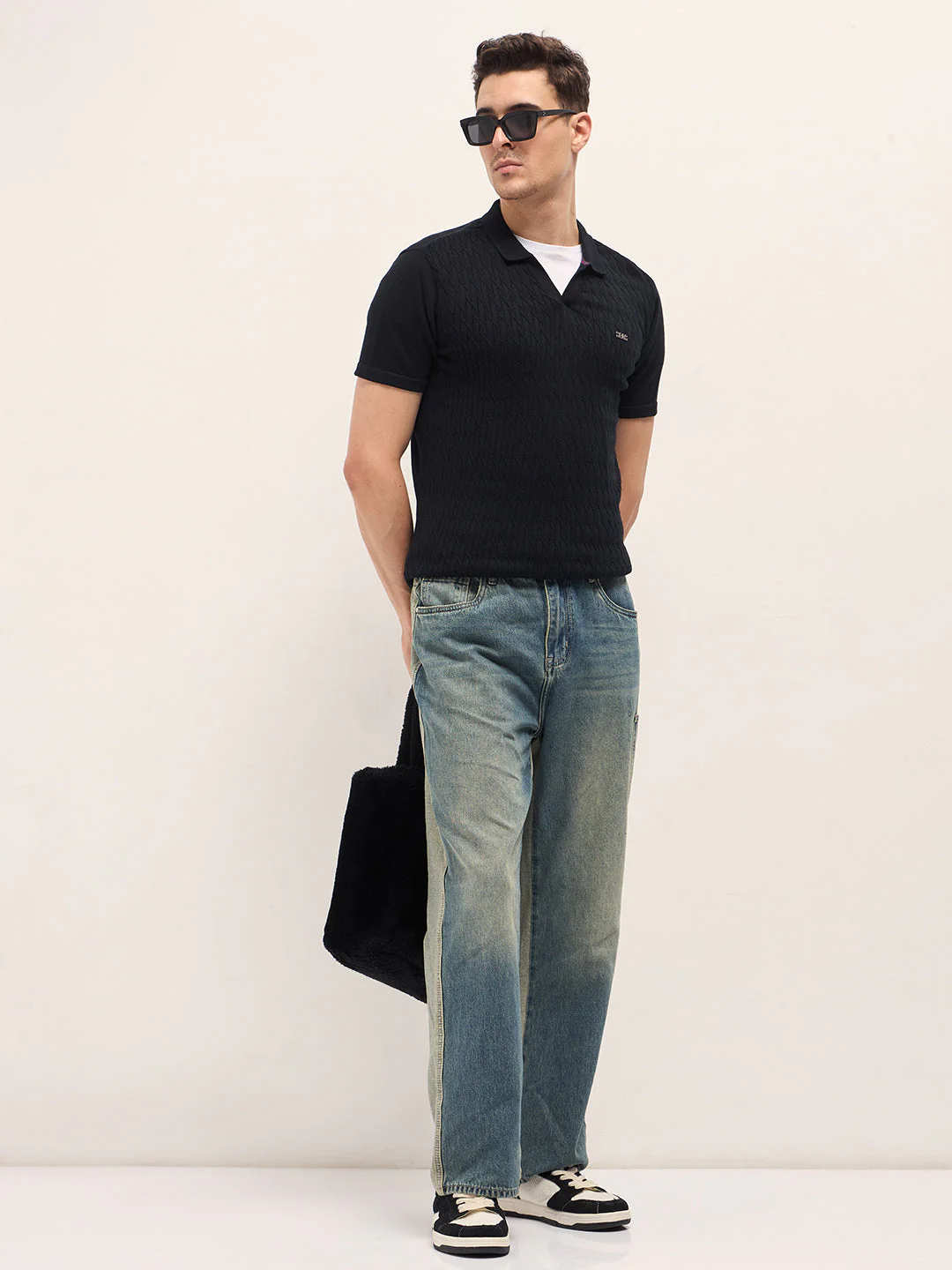 Men Black Diagonal Knit Texture Regular Fit Polo - Image 4