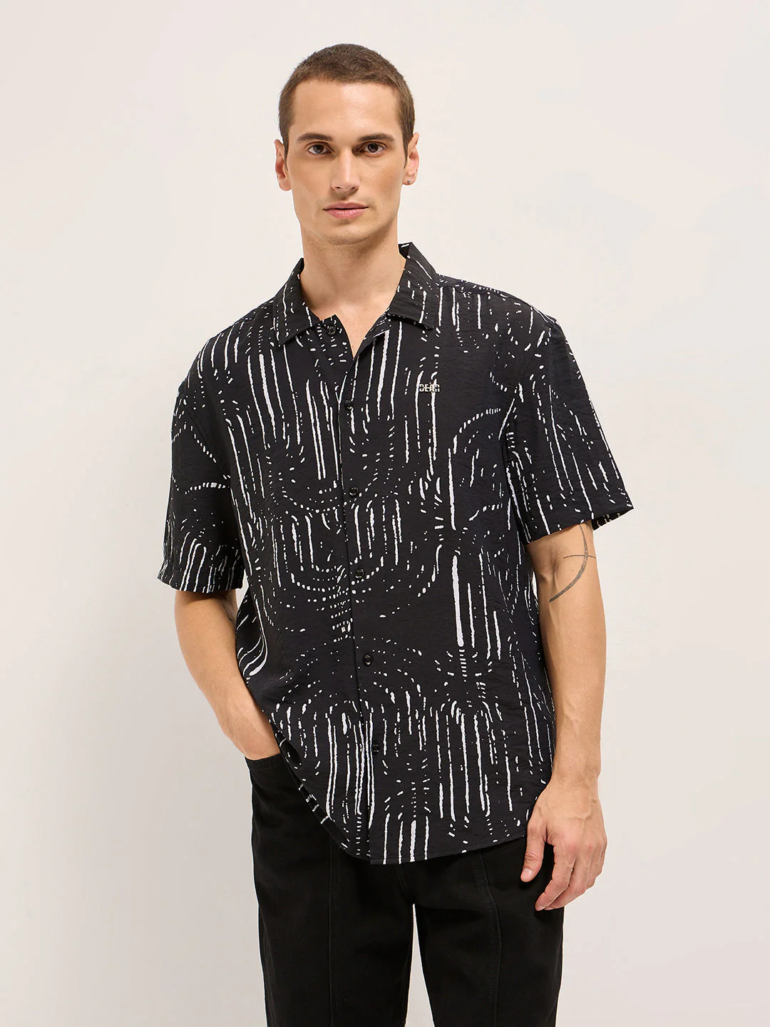 Men Black Digital Print Relaxed Fit Casual Shirt in Nylon Viscose - Image 6