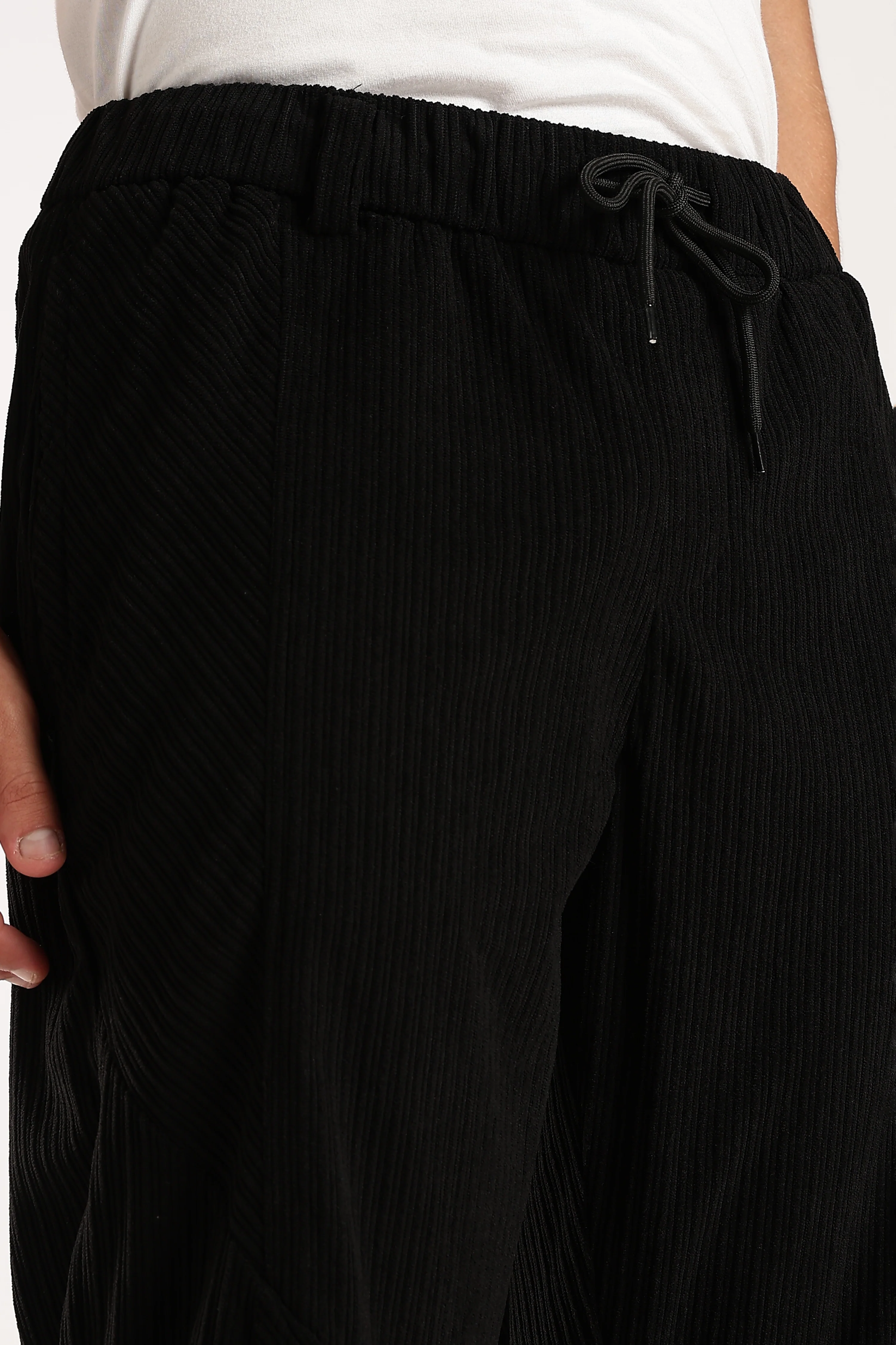 Men Black Textured Drawcord Trousers - Image 10