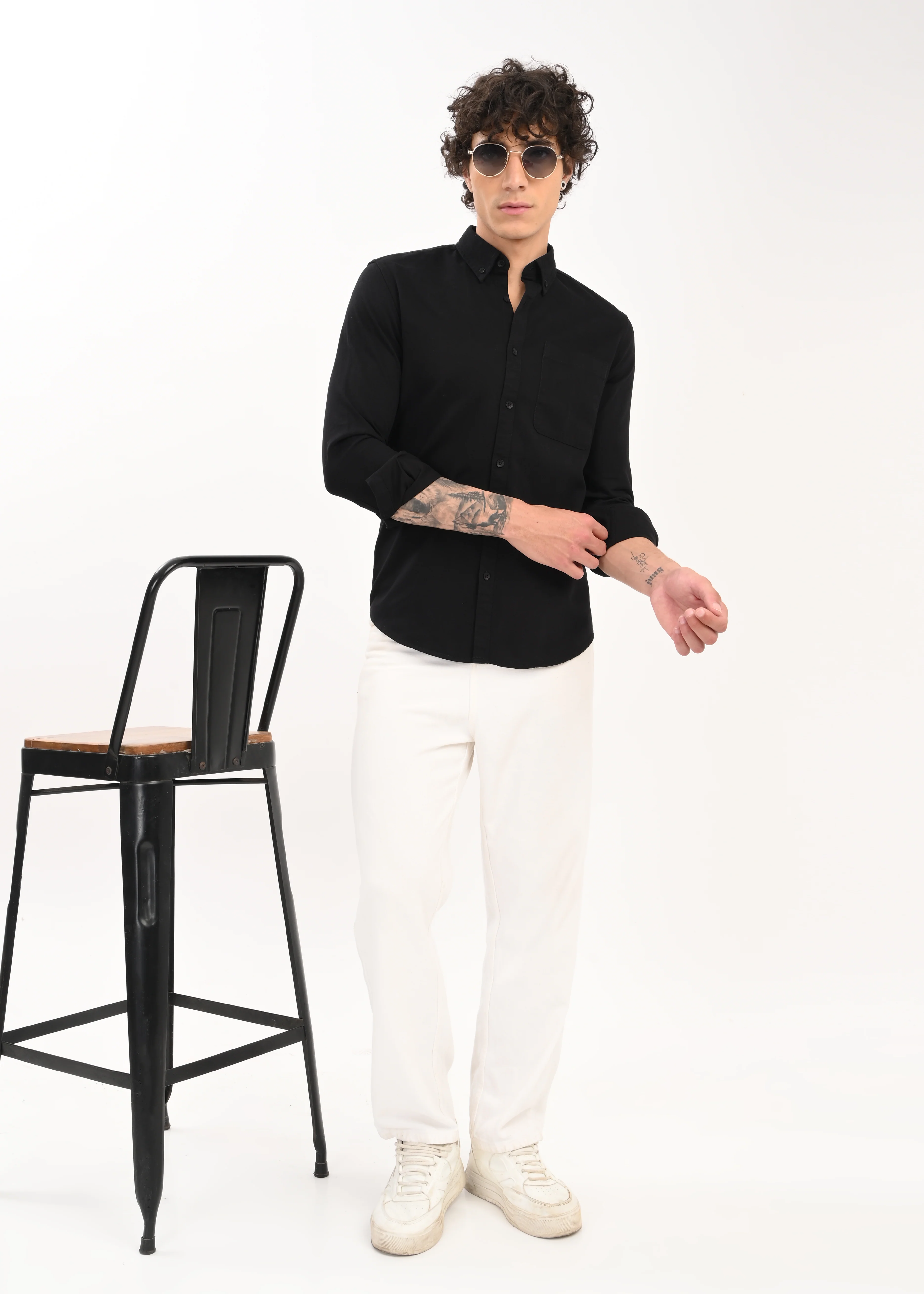 Men Black Everyday Essential Solid Shirt - Image 6