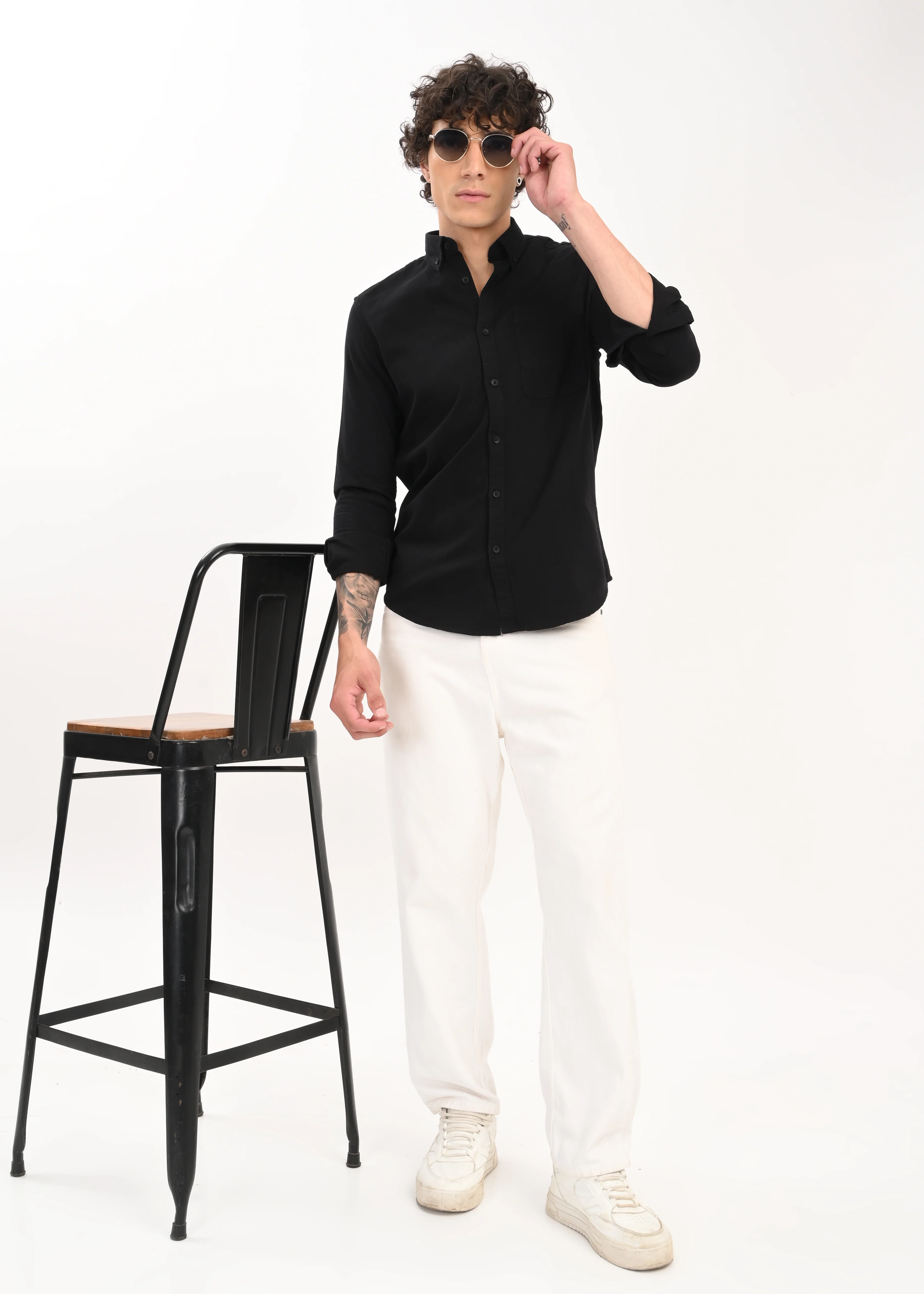 Men Black Everyday Essential Solid Shirt - Image 7