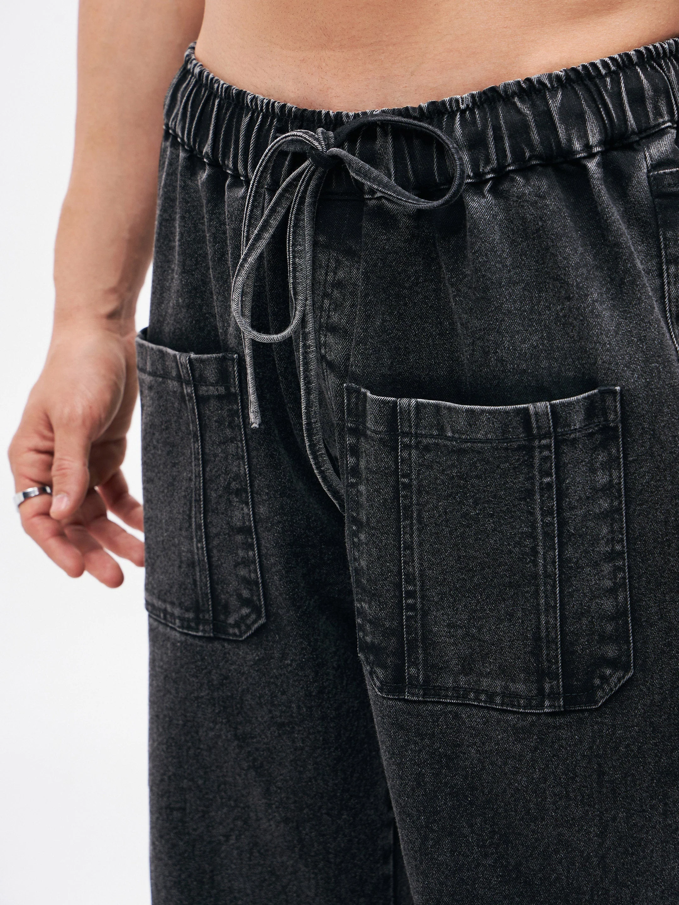 Men Black Front Zipper Baggy Fit Jeans - Image 3