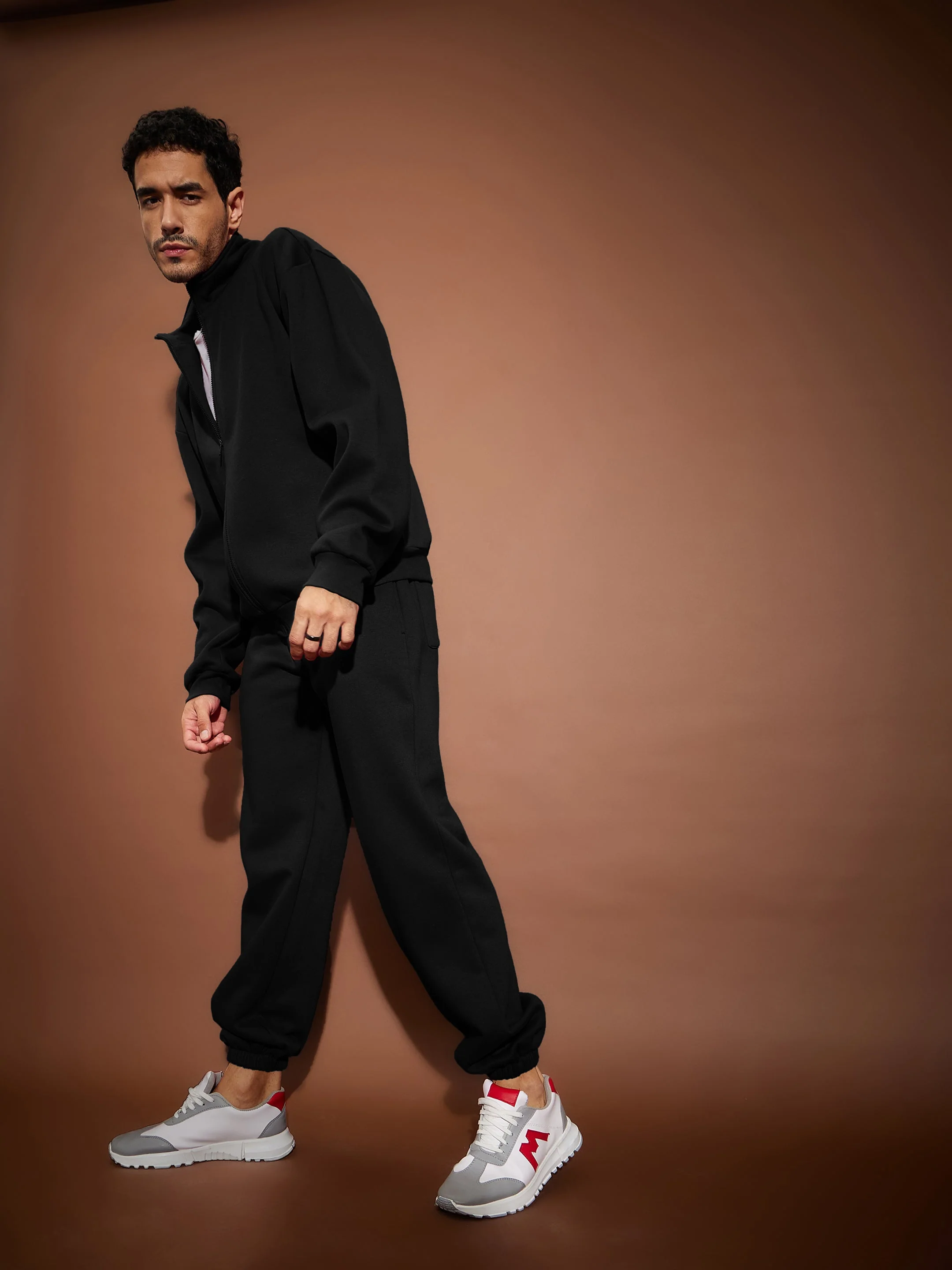 Men Black Front Zipper Oversized Sweatshirt With Joggers - Image 3