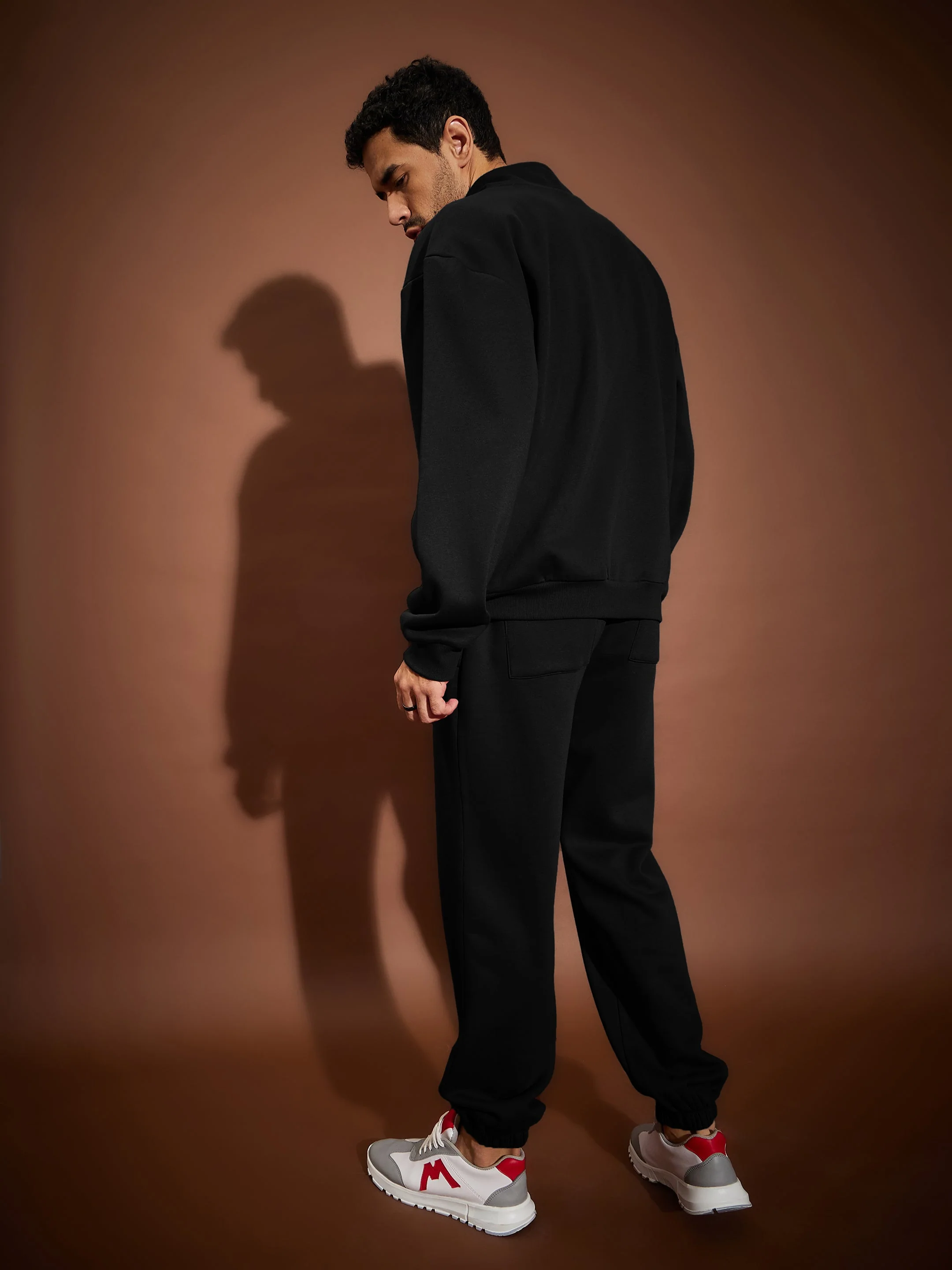 Men Black Front Zipper Oversized Sweatshirt With Joggers - Image 4