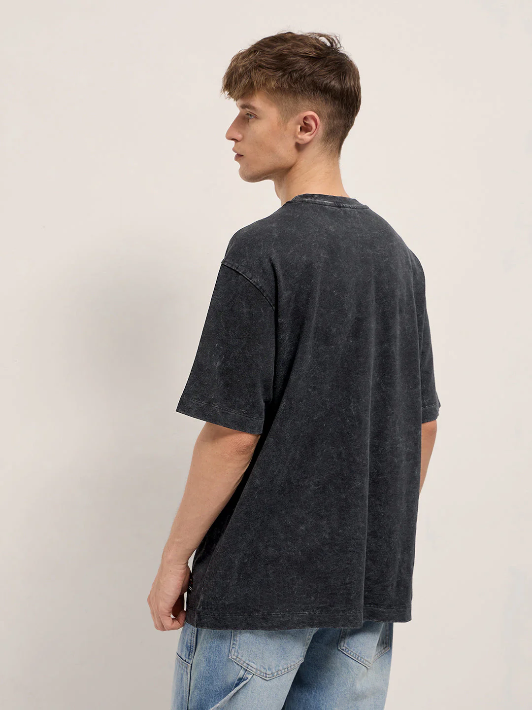 Men Black Graphic Print Oversized T-Shirt - Image 2