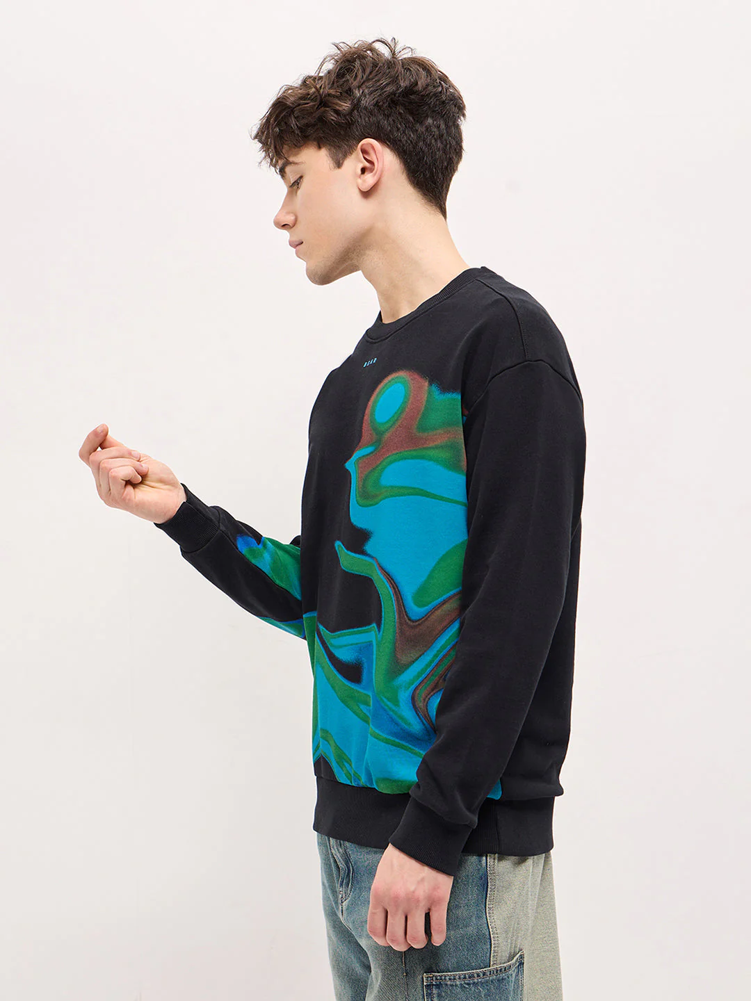 Men Black Graphic Printed Relax Fit Crew Neck Sweatshirt - Image 3