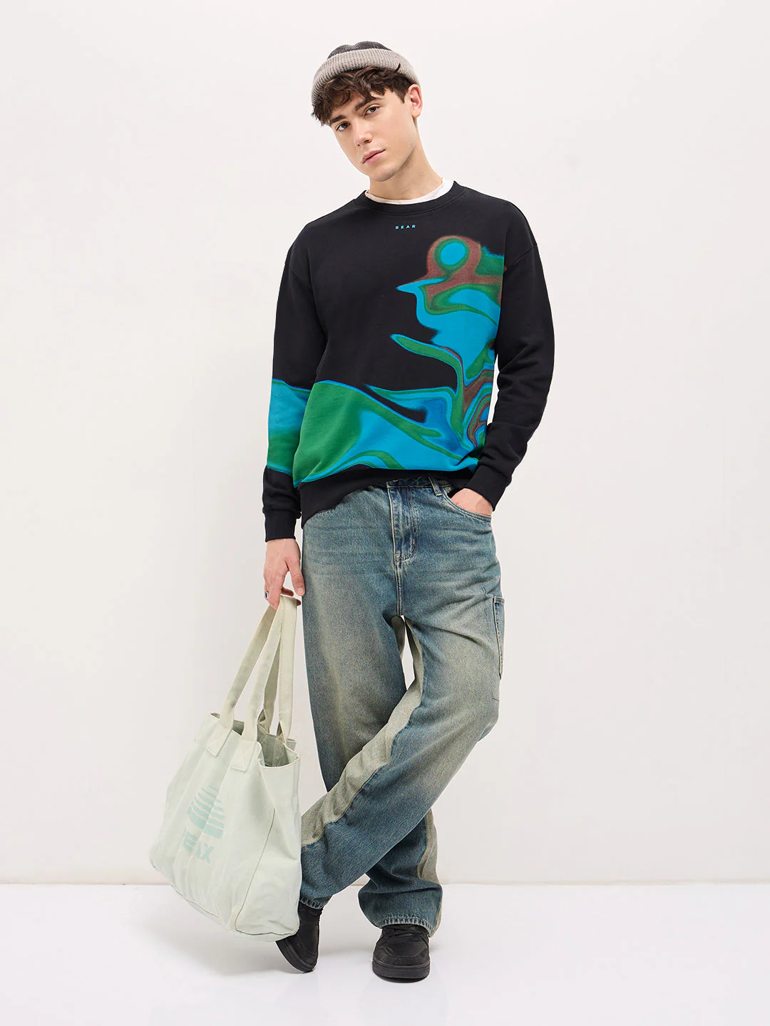 Men Black Graphic Printed Relax Fit Crew Neck Sweatshirt - Image 4