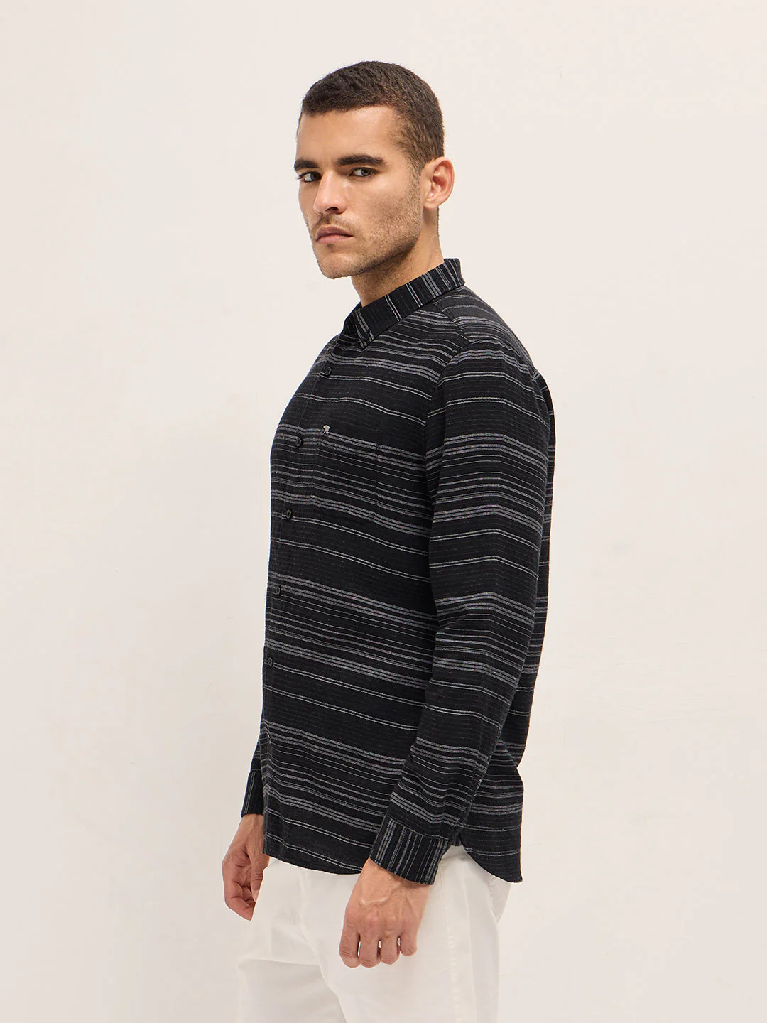 Men Black Horizontal Stripe Slim Fit Casual Shirt - Image 3