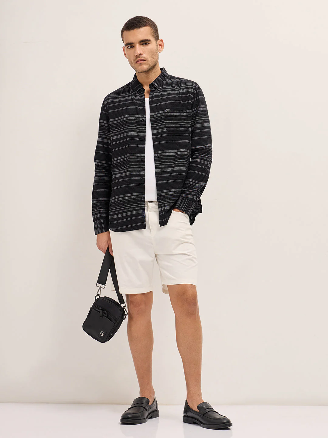 Men Black Horizontal Stripe Slim Fit Casual Shirt - Image 4