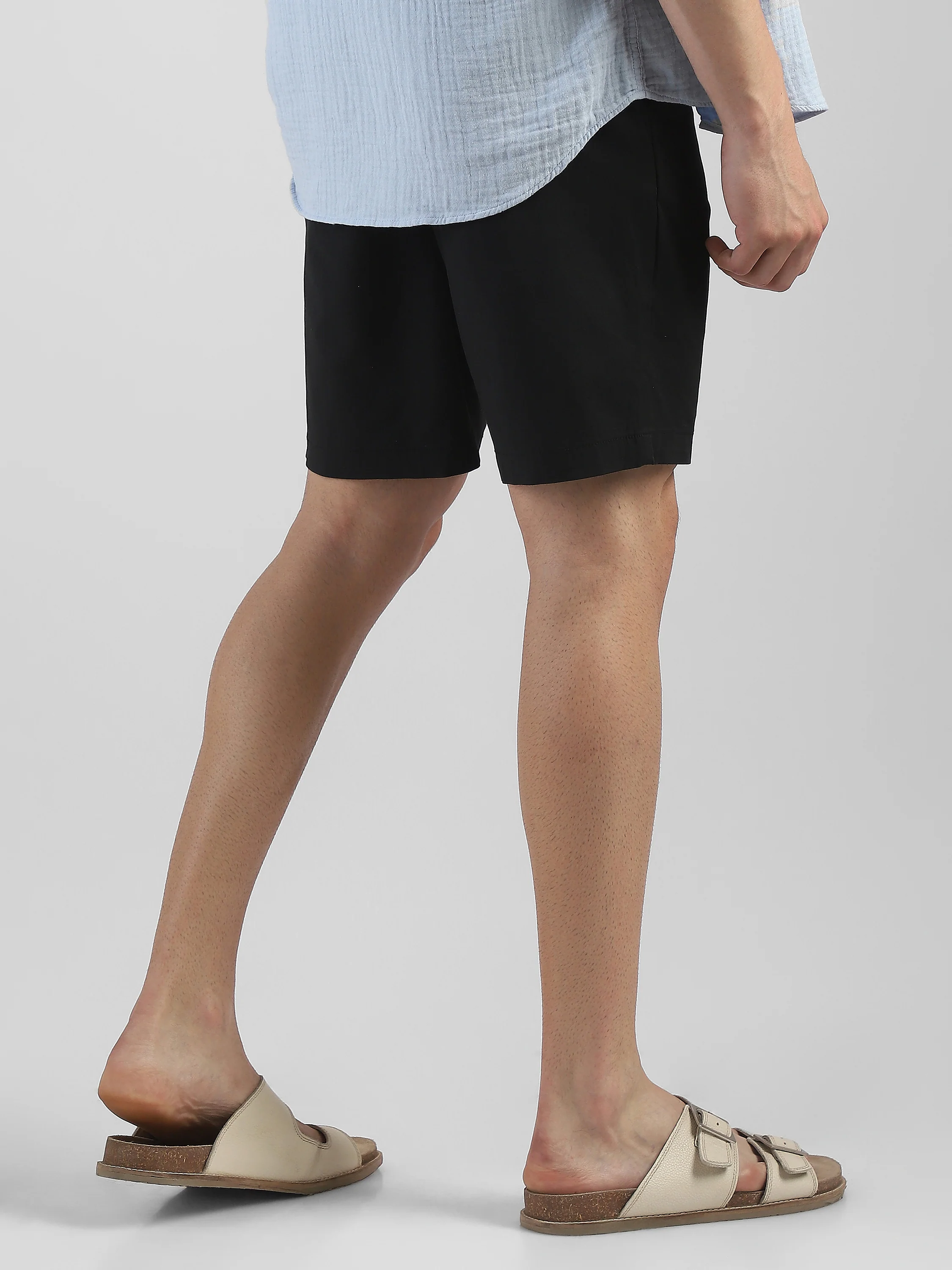 Men Black Knee Length Regular Fit Shorts - Image 3
