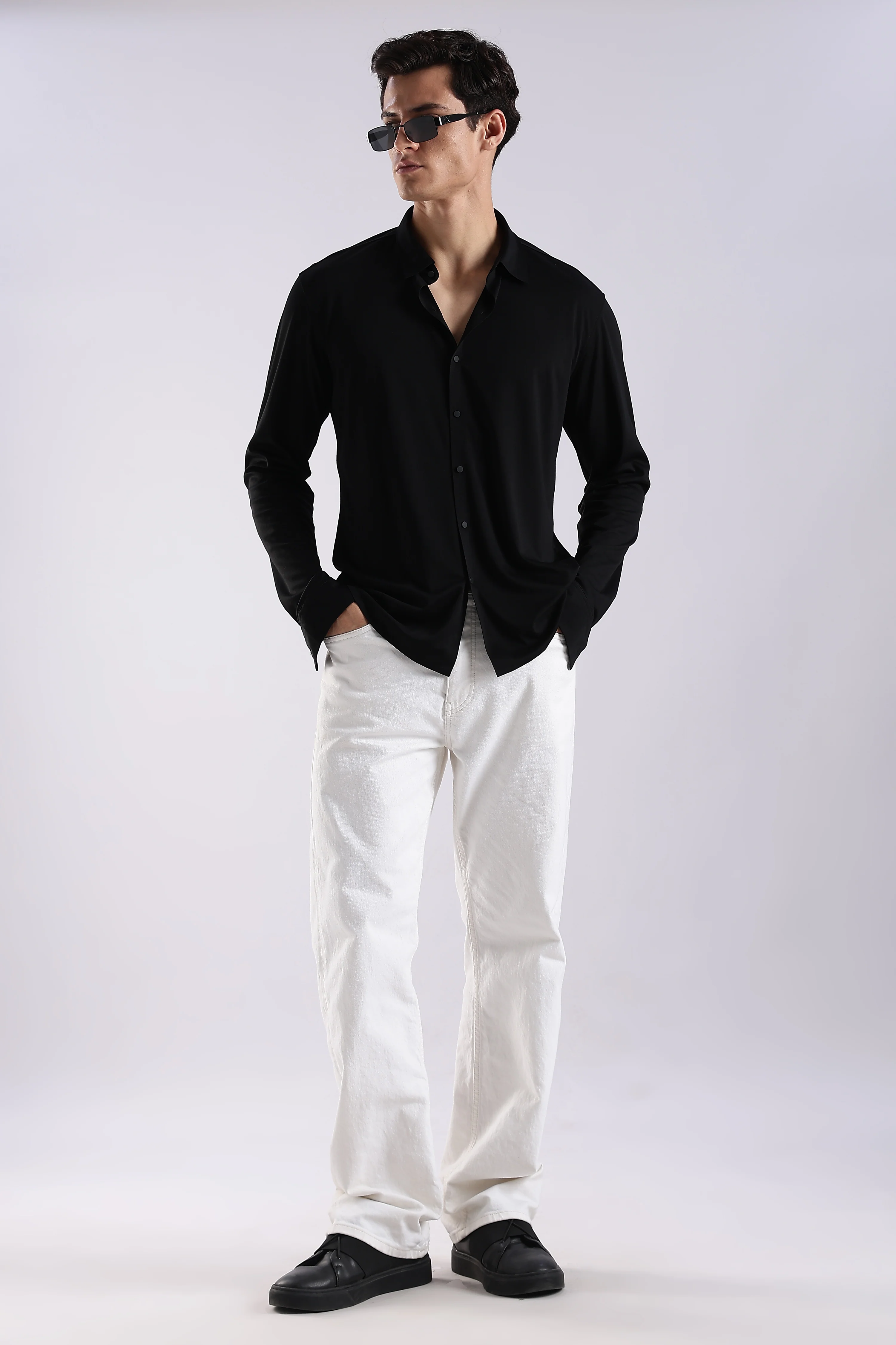 Men Black Knitted Slim Fit Shirt - Image 8